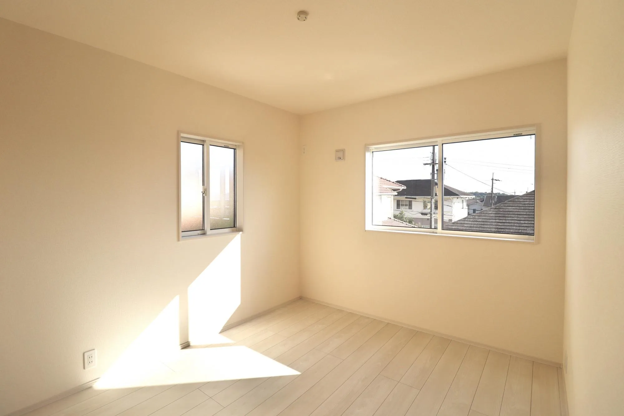 【洋室(5.0帖)】