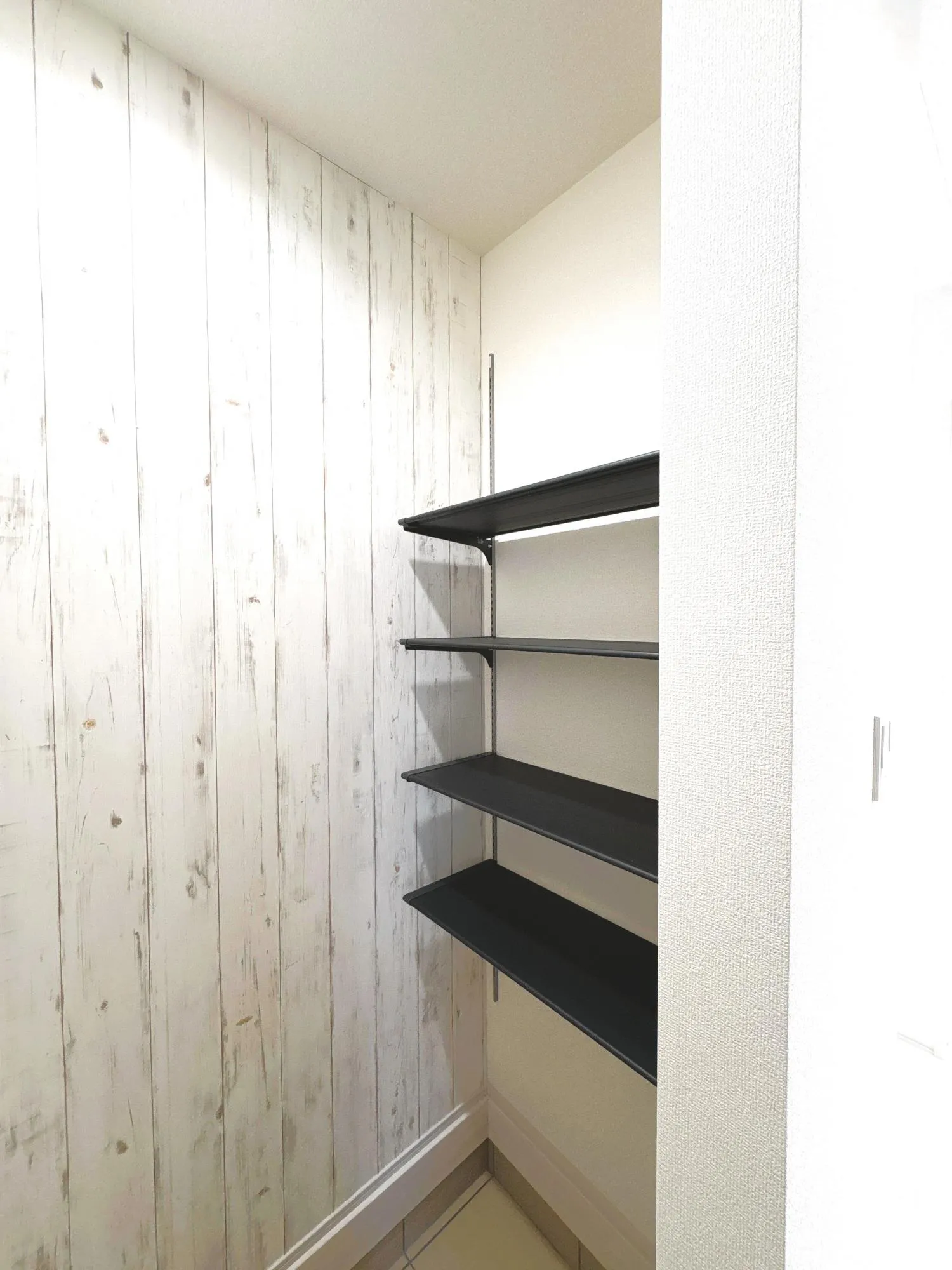 1号棟 玄関土間収納