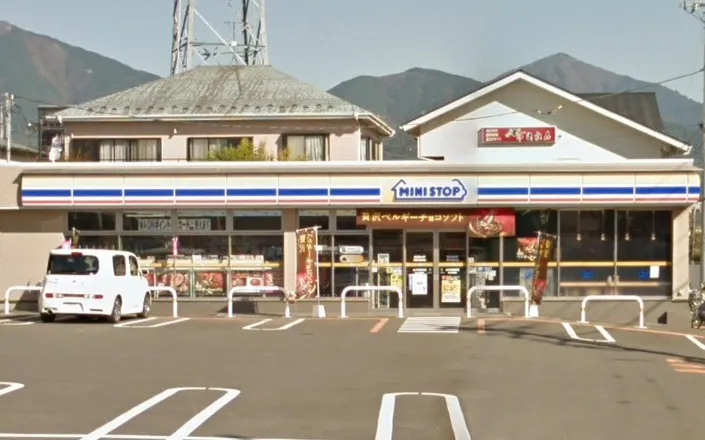ミニストップ秦野松原店