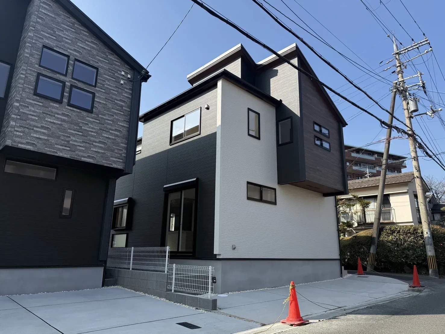 【販売現地】2026.2.13撮影
①号棟外観