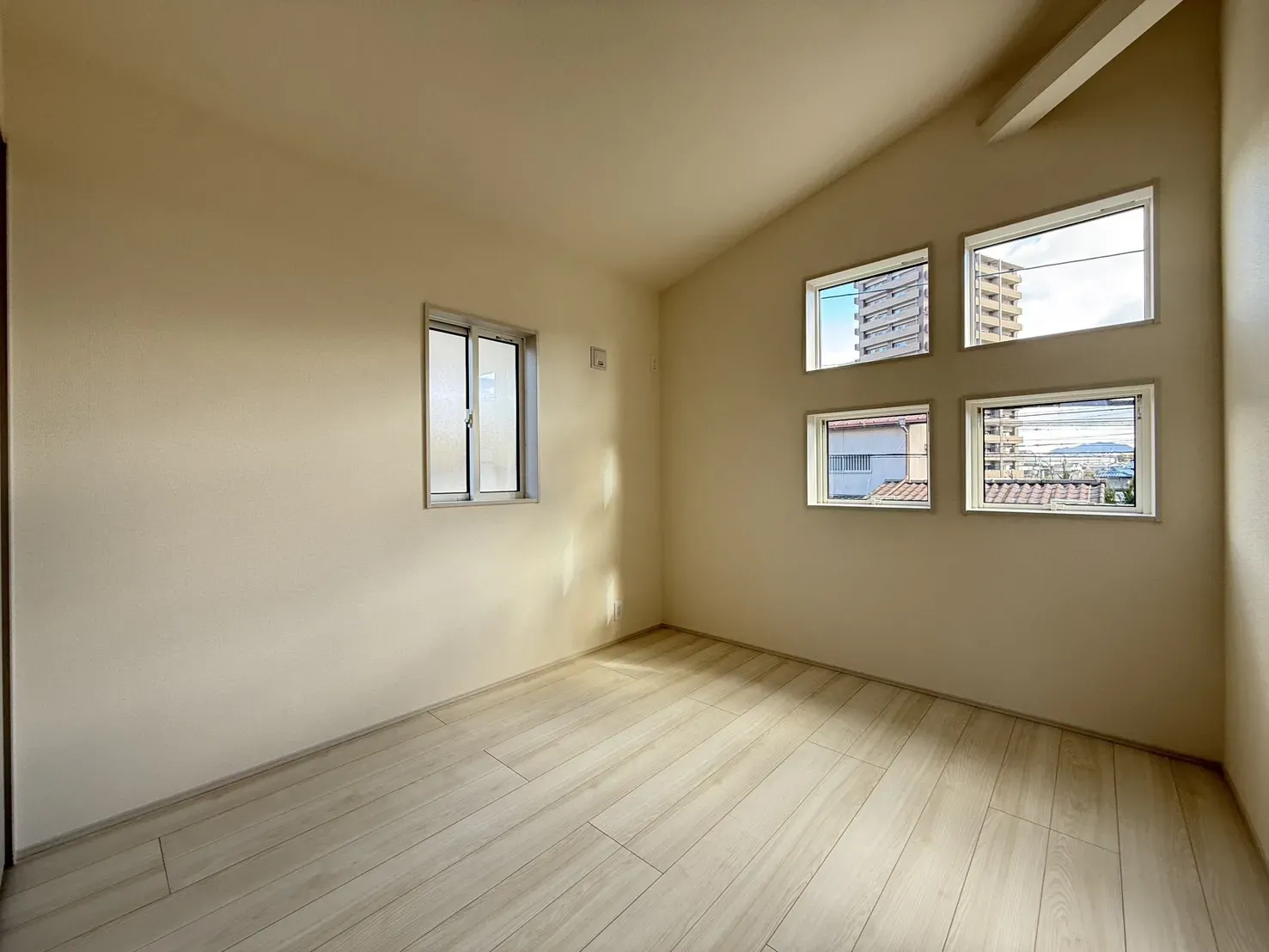 【②号棟洋室5.34帖】
