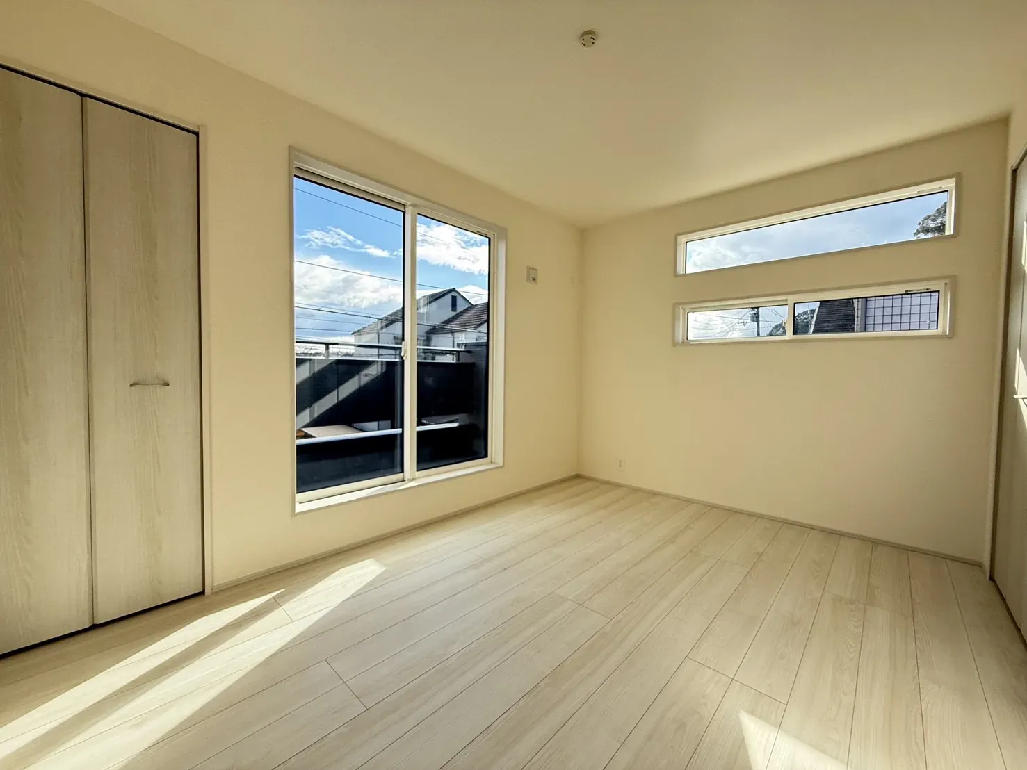 【②号棟洋室6.21帖】
