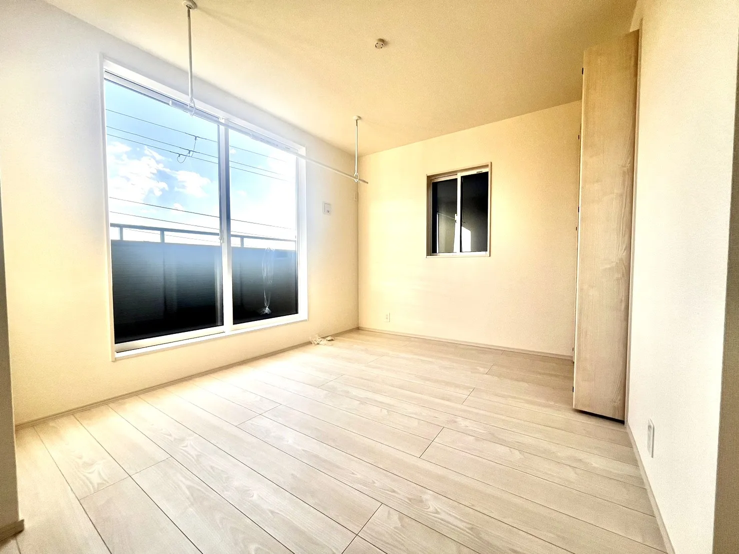 ☆2号棟　5.5畳洋室&4.375畳洋室☆