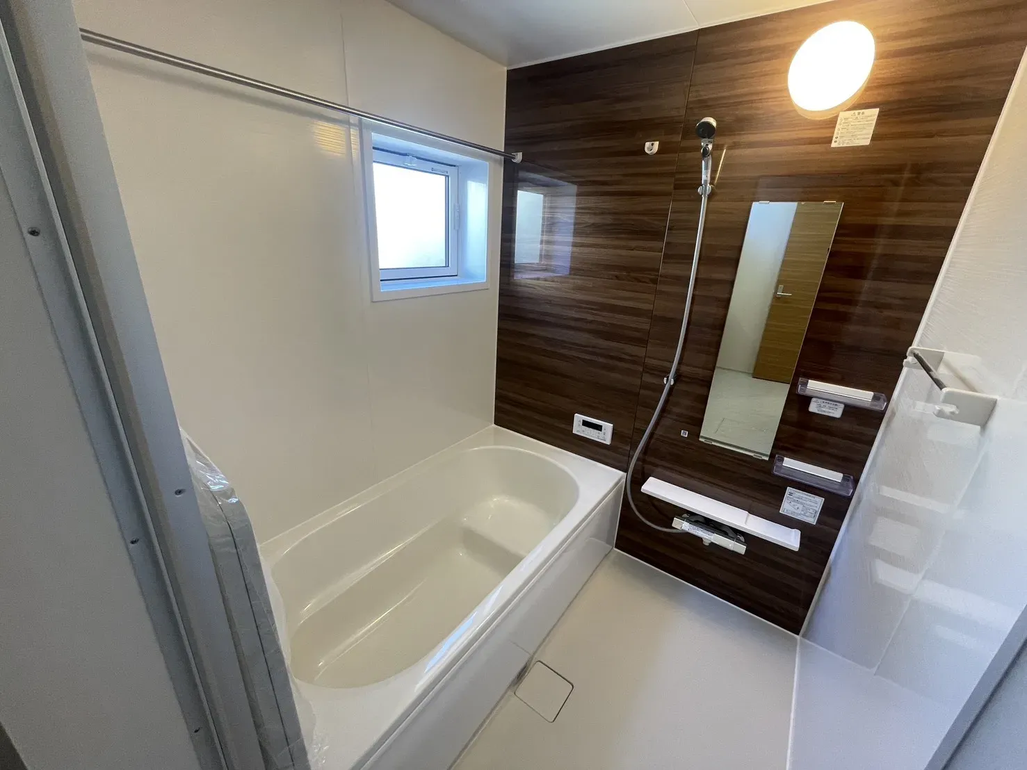 【浴室】
浴室乾燥機付きです!