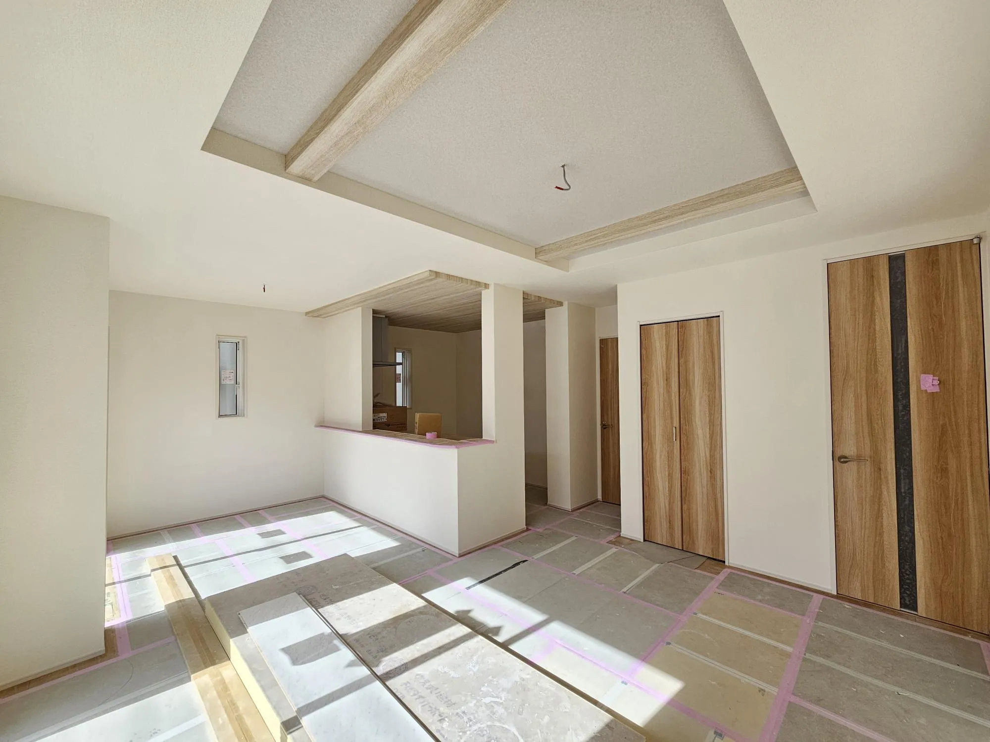 1号棟　LDK(16.0帖)