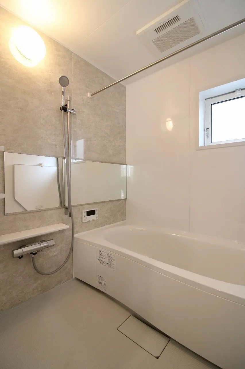 1号棟　浴室(2025年11月撮影)