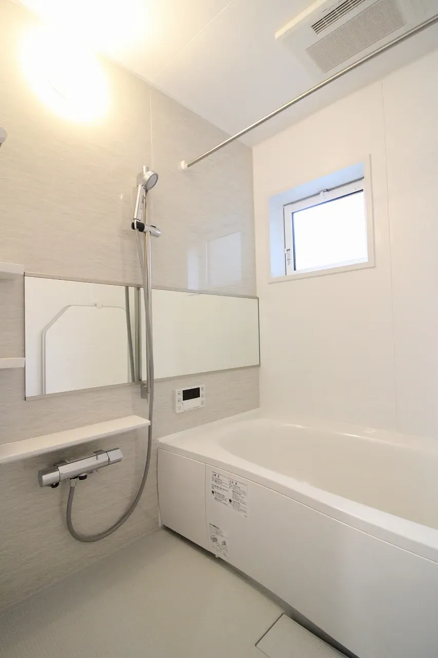 2号棟　浴室(2025年11月撮影)