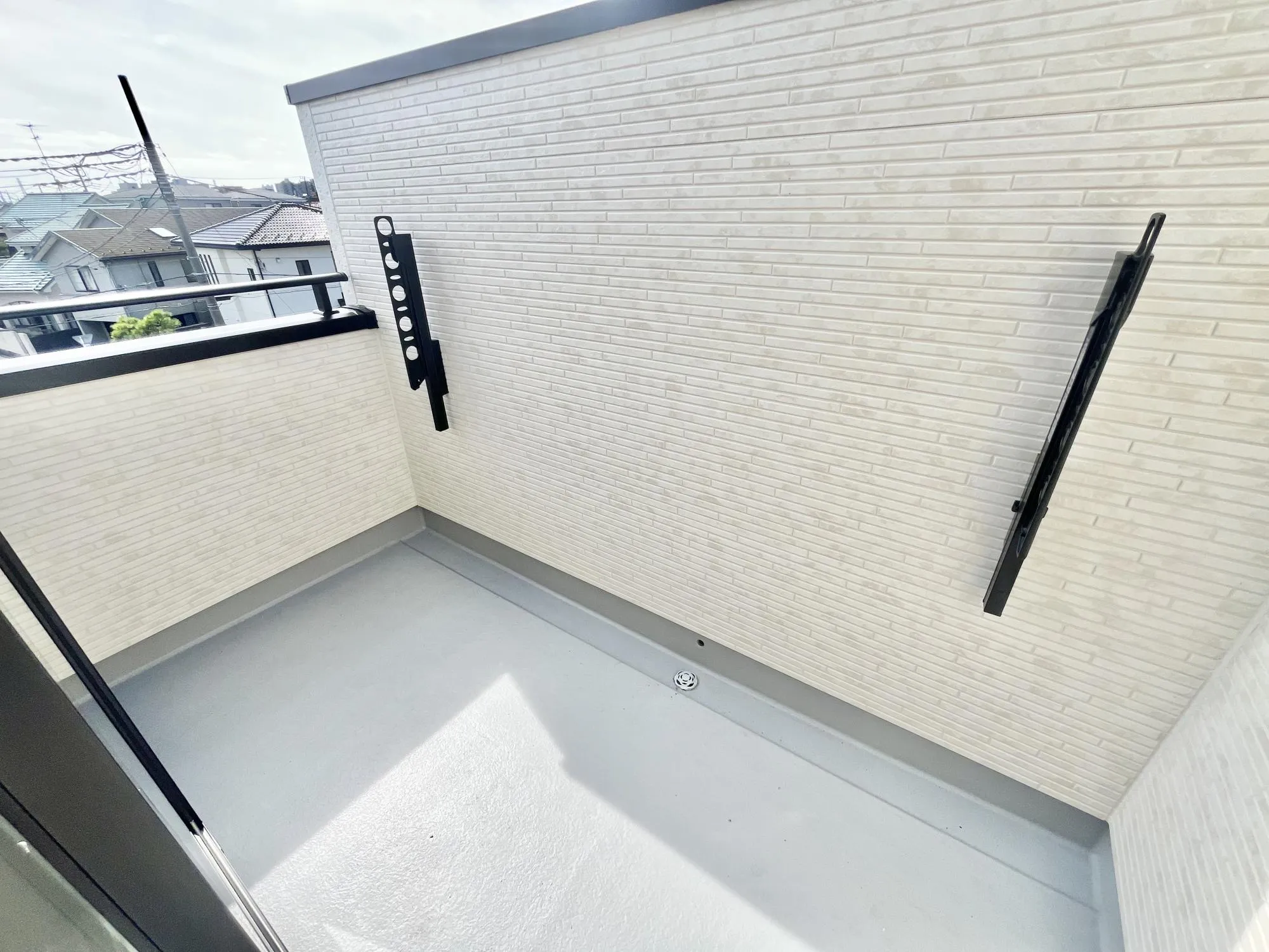 採光・通風も良好、ダブルバルコニーで光と風を感じる暮らし【①号棟】