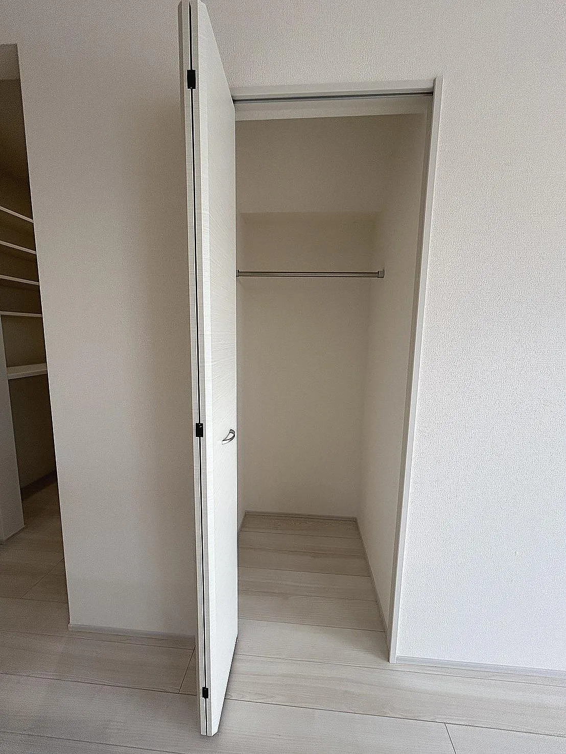 【リビング収納】