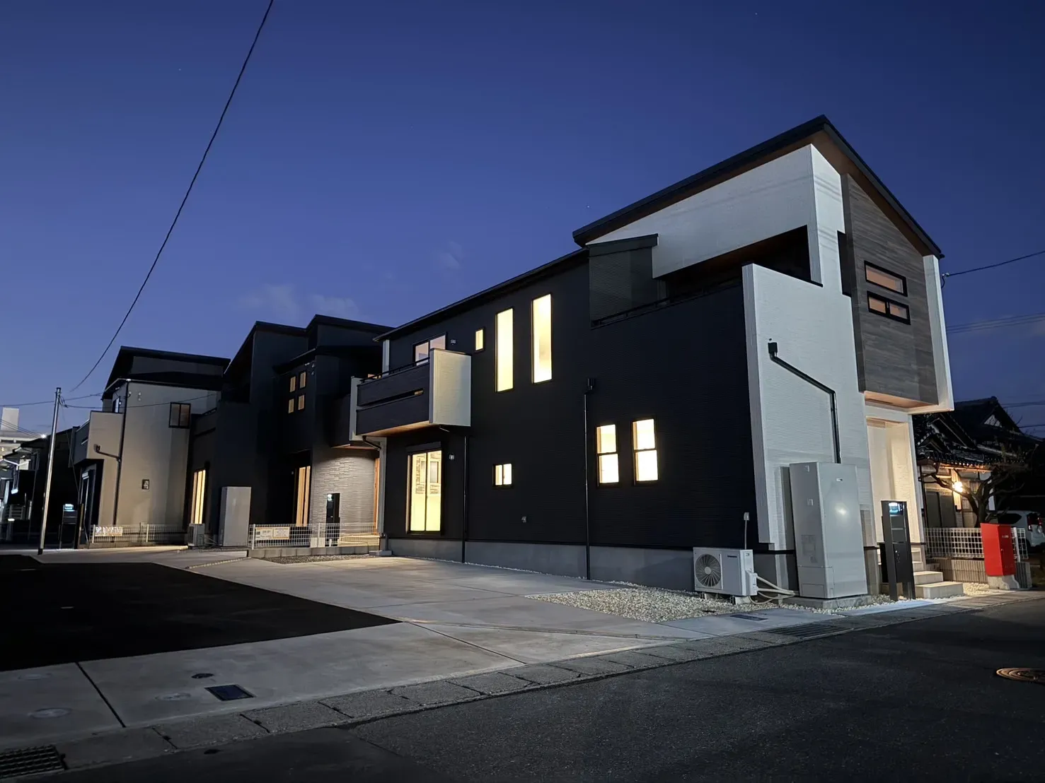 【③号棟外観】2025.12.20撮影