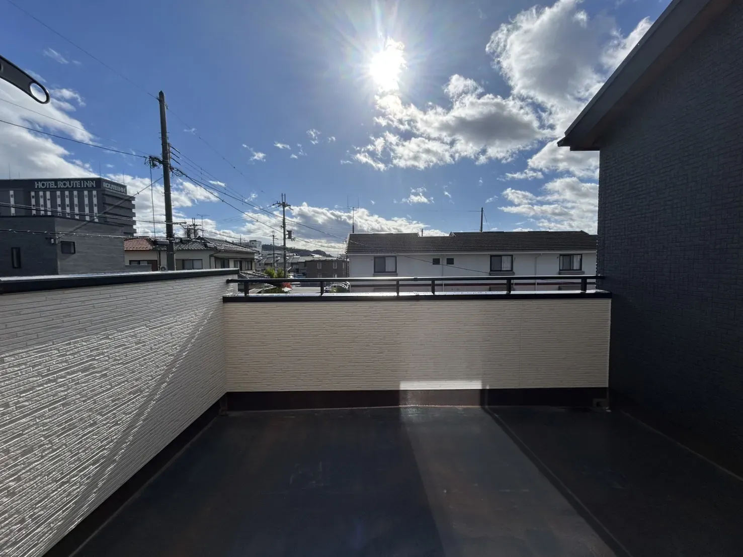 【バルコニー】