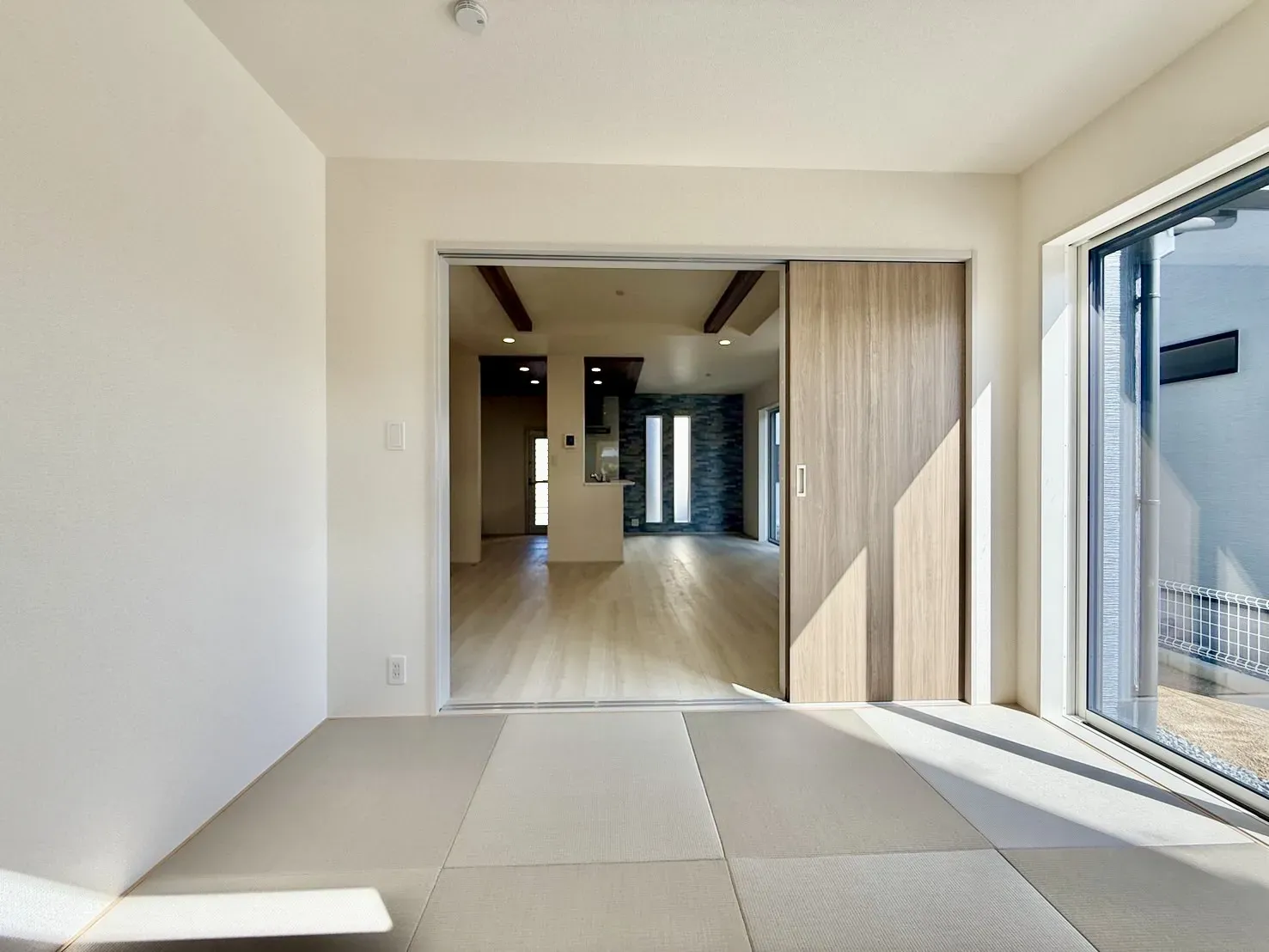 【和室】リビングと繋げて利用することもできます!