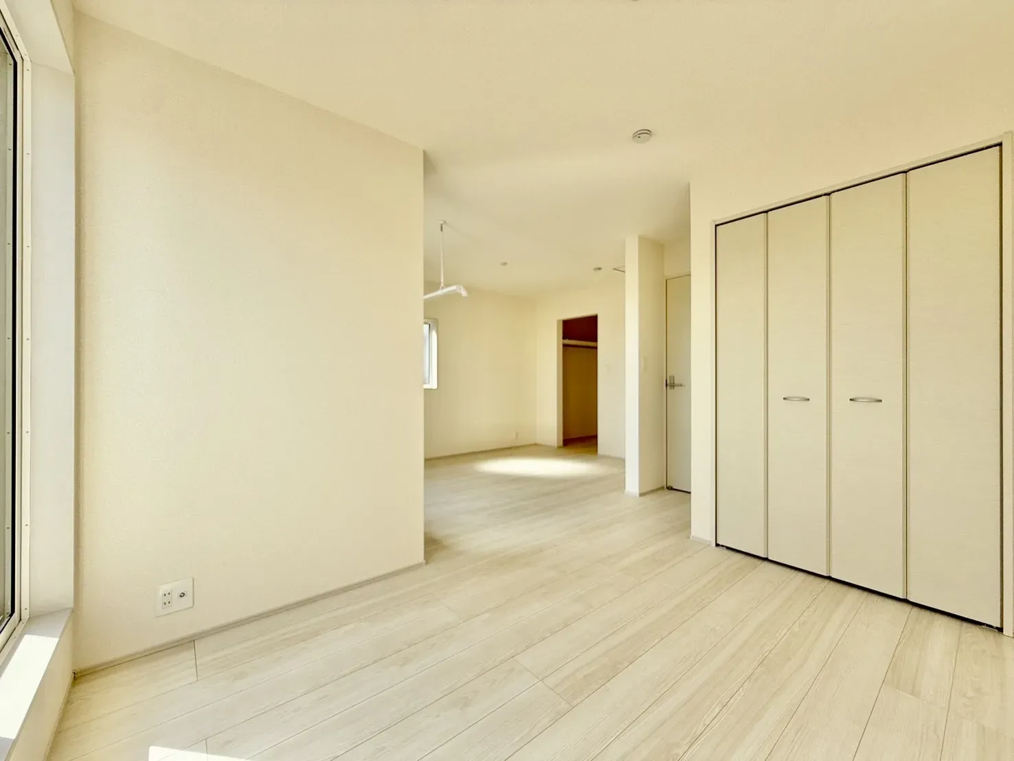 【洋室6.0帖+5.17帖】家族構成に合わせて間取り変更することができます!