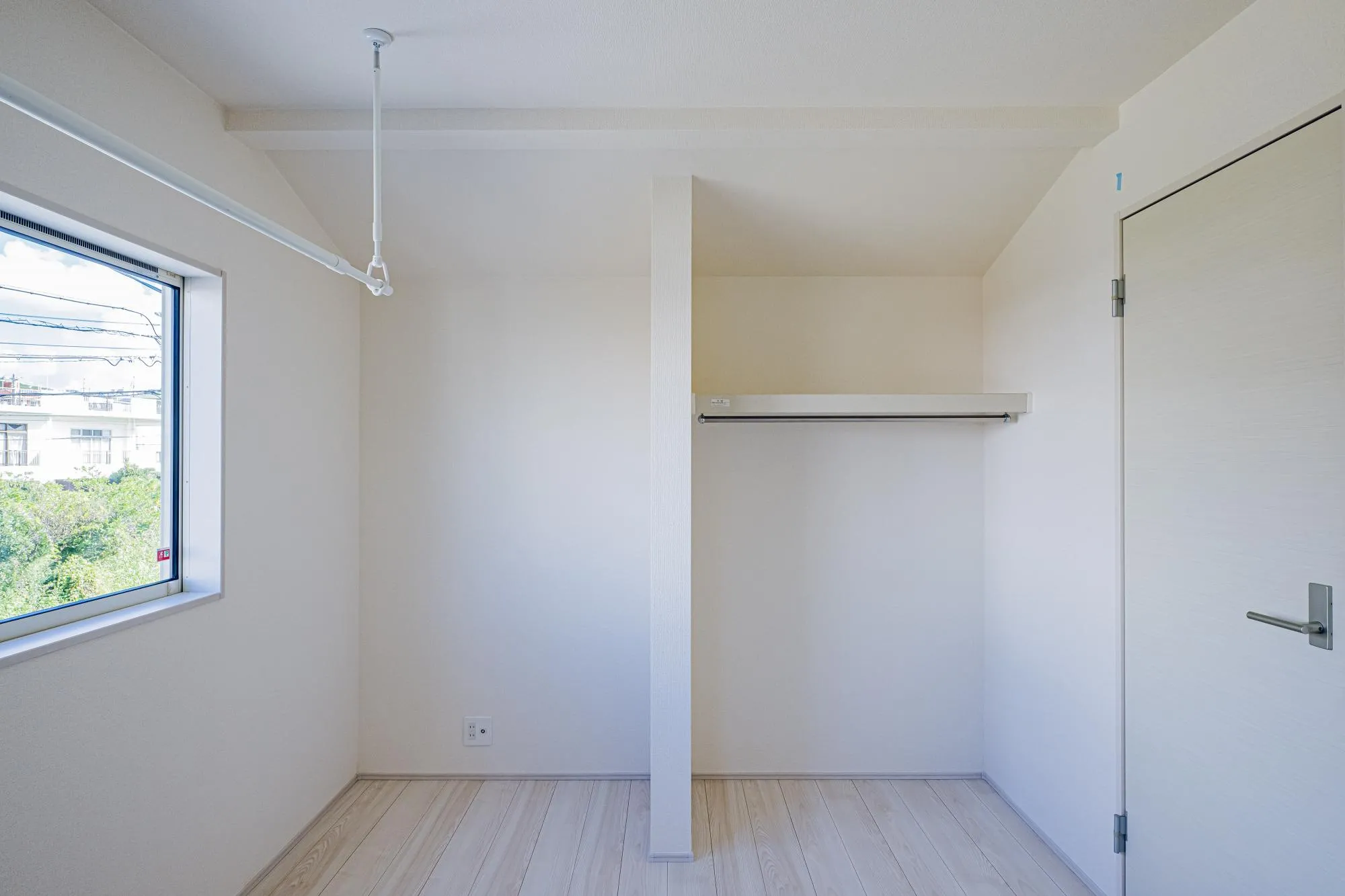 2号棟:洋室5.5帖　