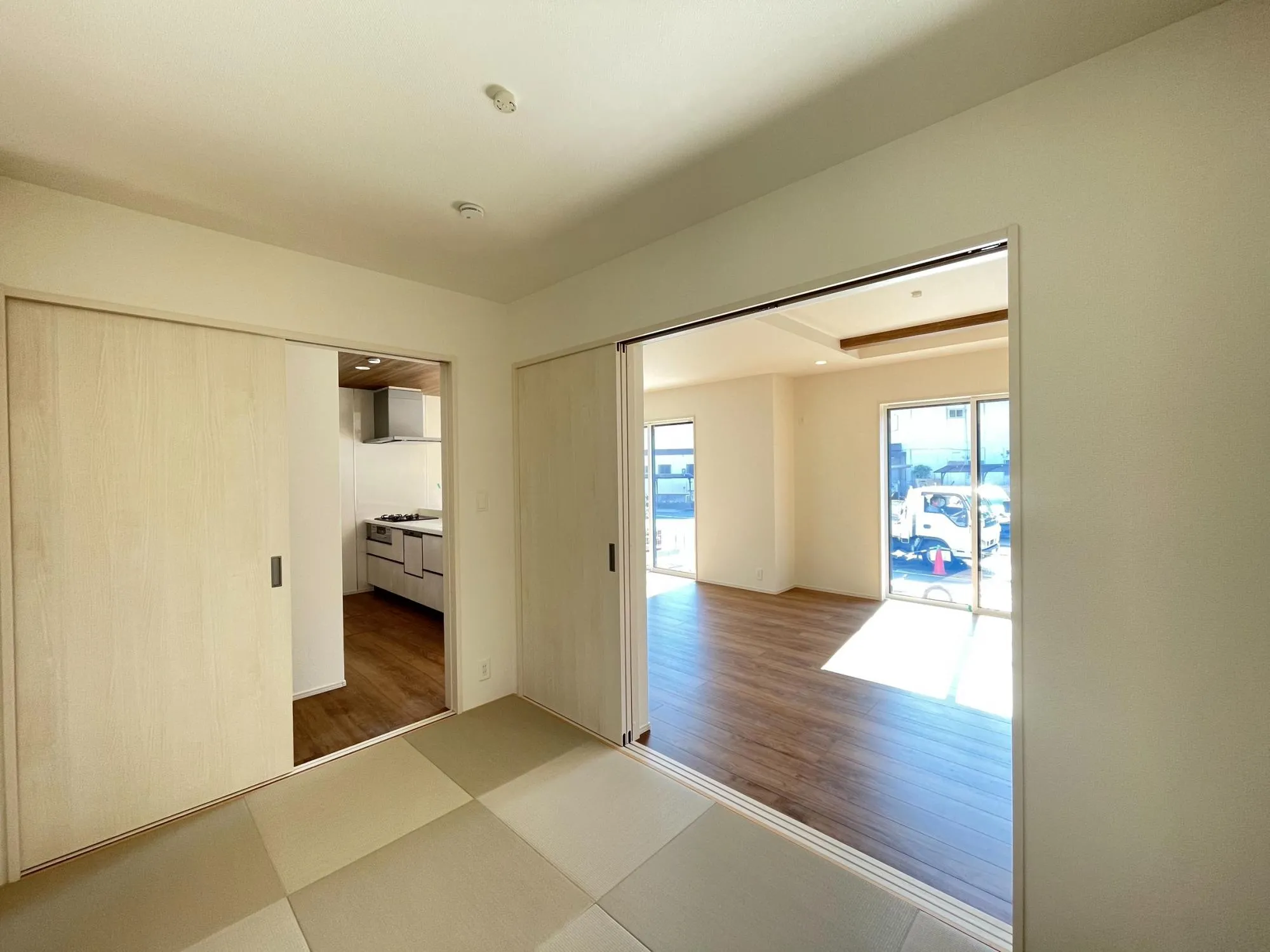 客間にも遊び場にもなる和室