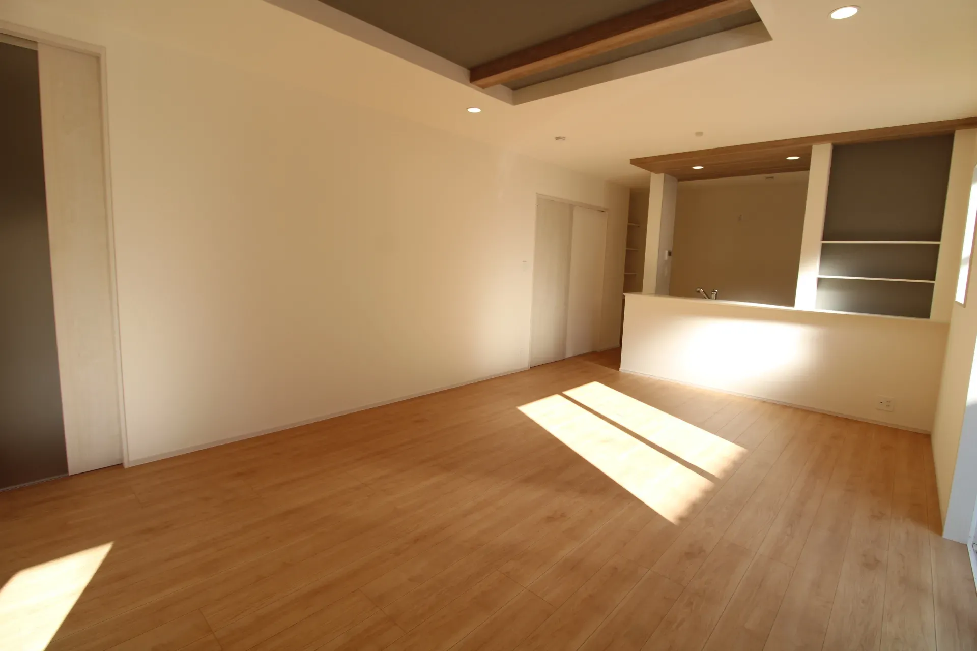 リビングダイニング