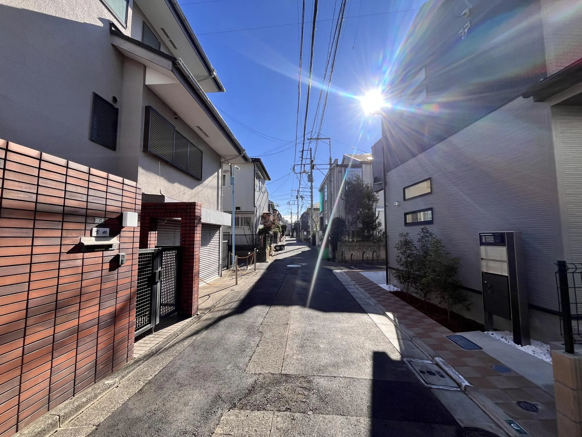 東側公道(約3.6m)