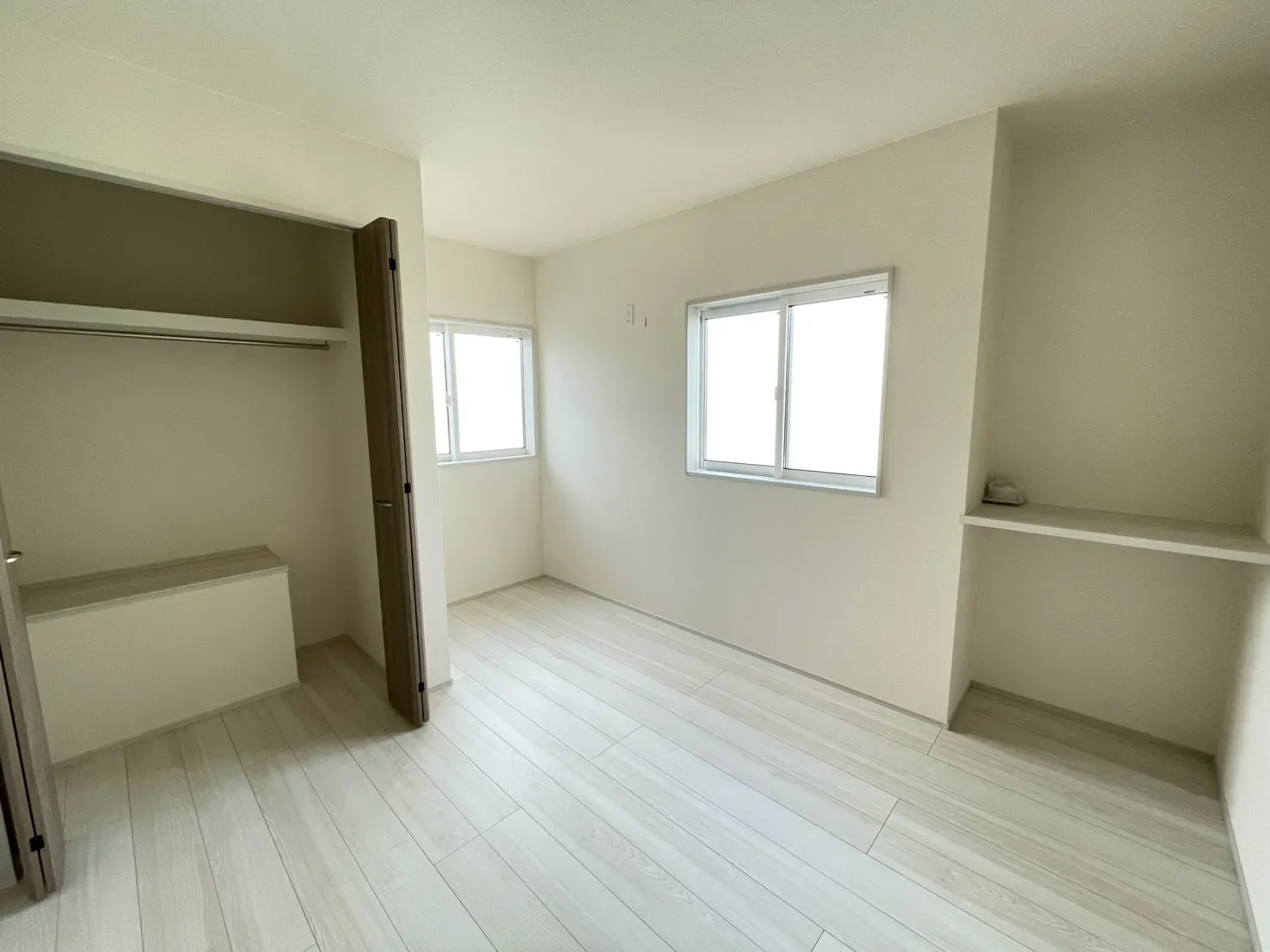 10号棟洋室5.5帖(2026年3月撮影)