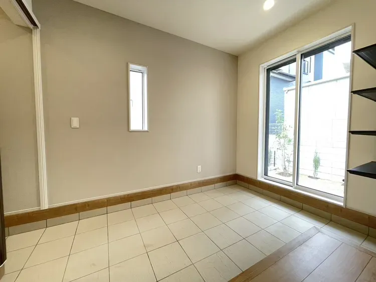 1号棟　マルチエントランスからお庭へ出られます!