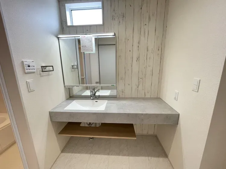 1号棟　オープンサニタリー「irodori」