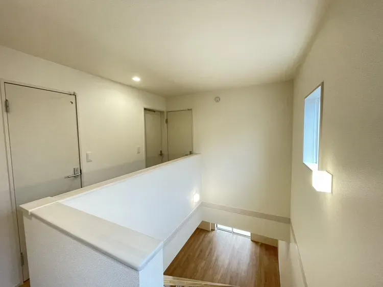 1号棟　リビングからの階段吹抜