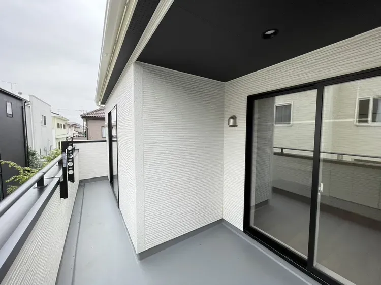 1号棟　奥行2.2mのワイドバルコニー