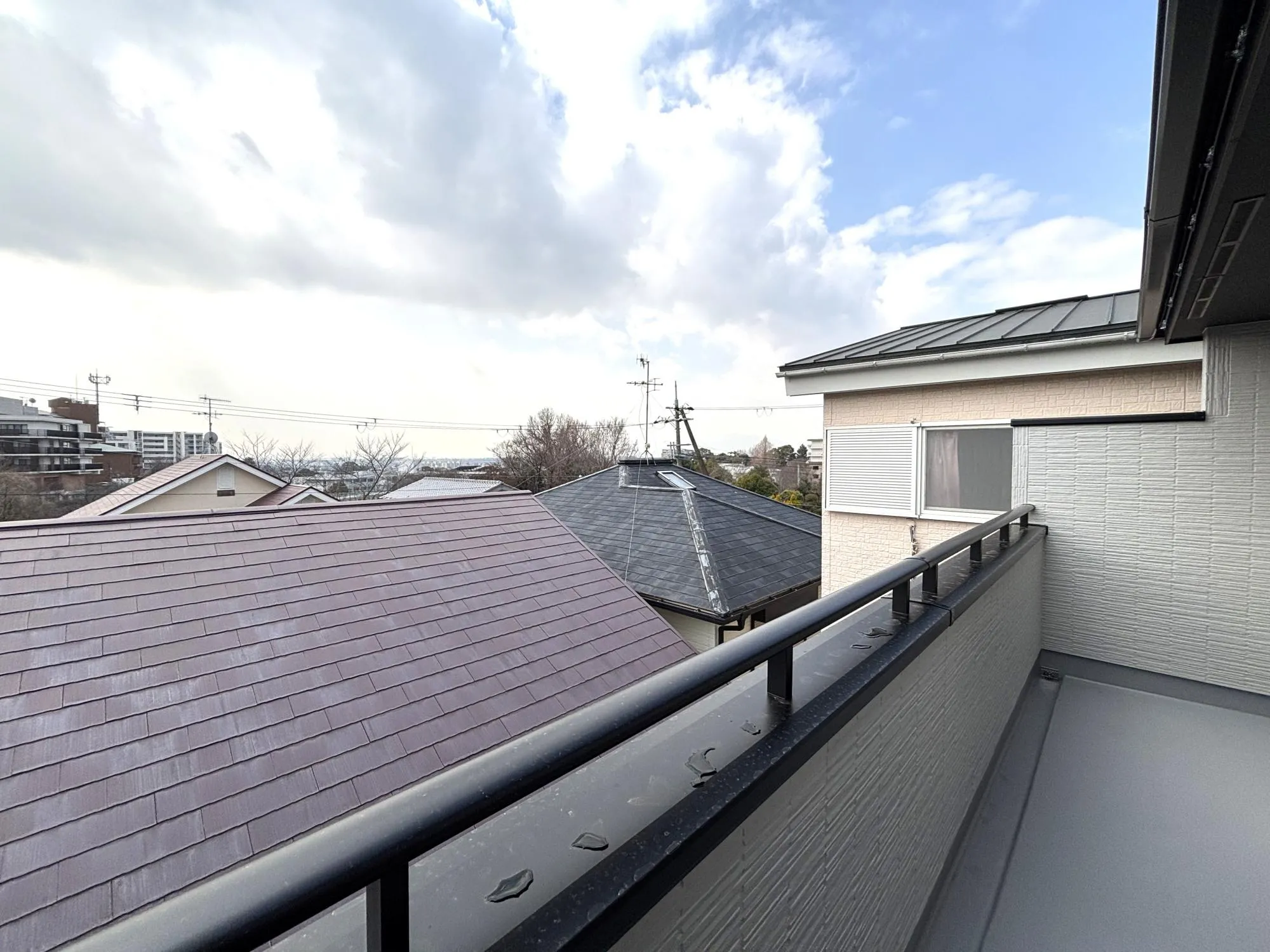 【3号棟　3階バルコニー眺望】