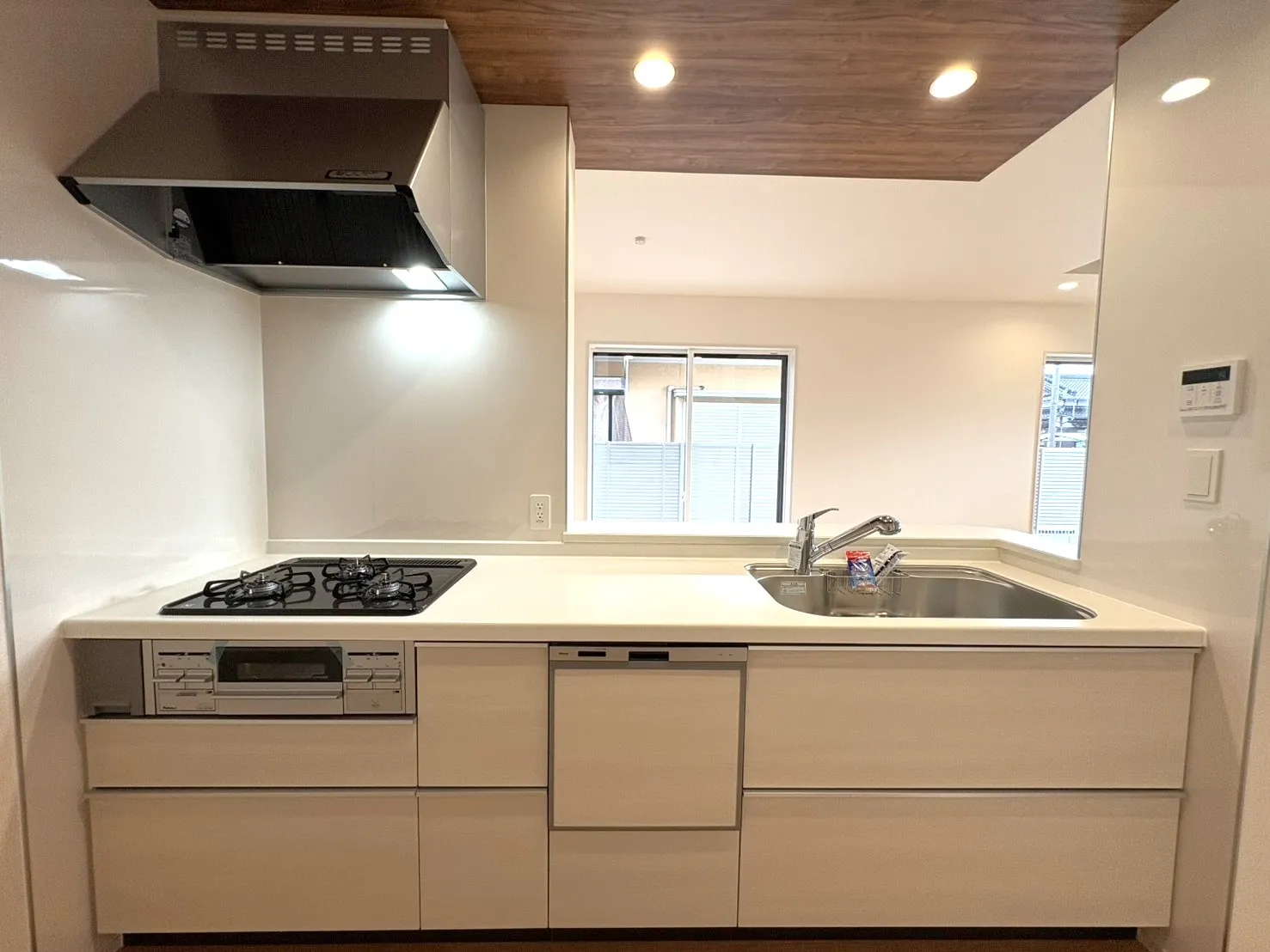 キッチン　①号棟　2025年10月撮影