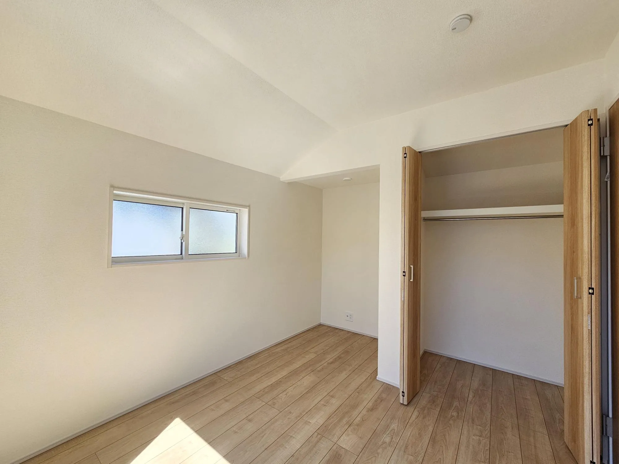 1号棟　洋室①(5.25帖)