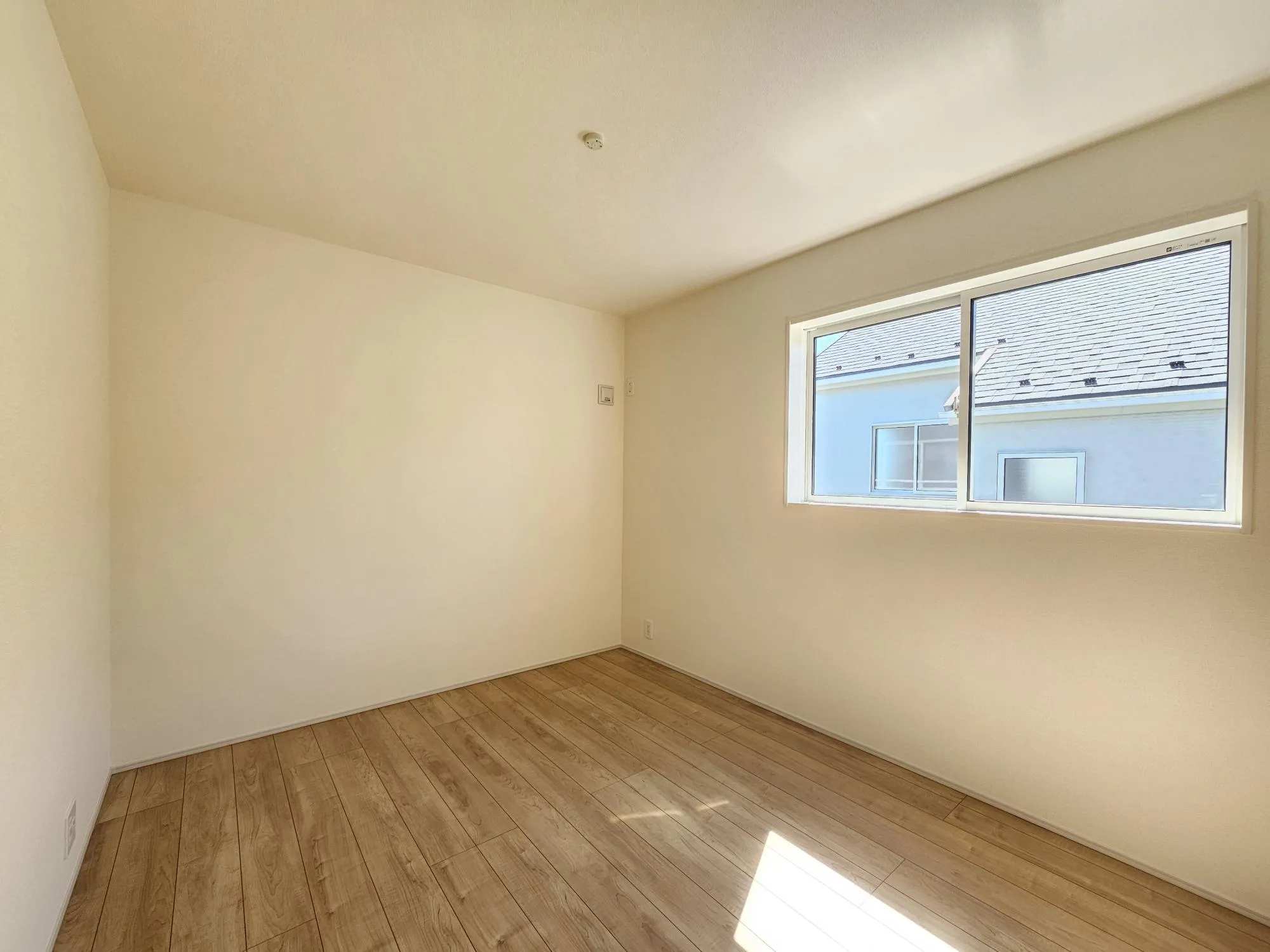 1号棟　洋室②(5.25帖)