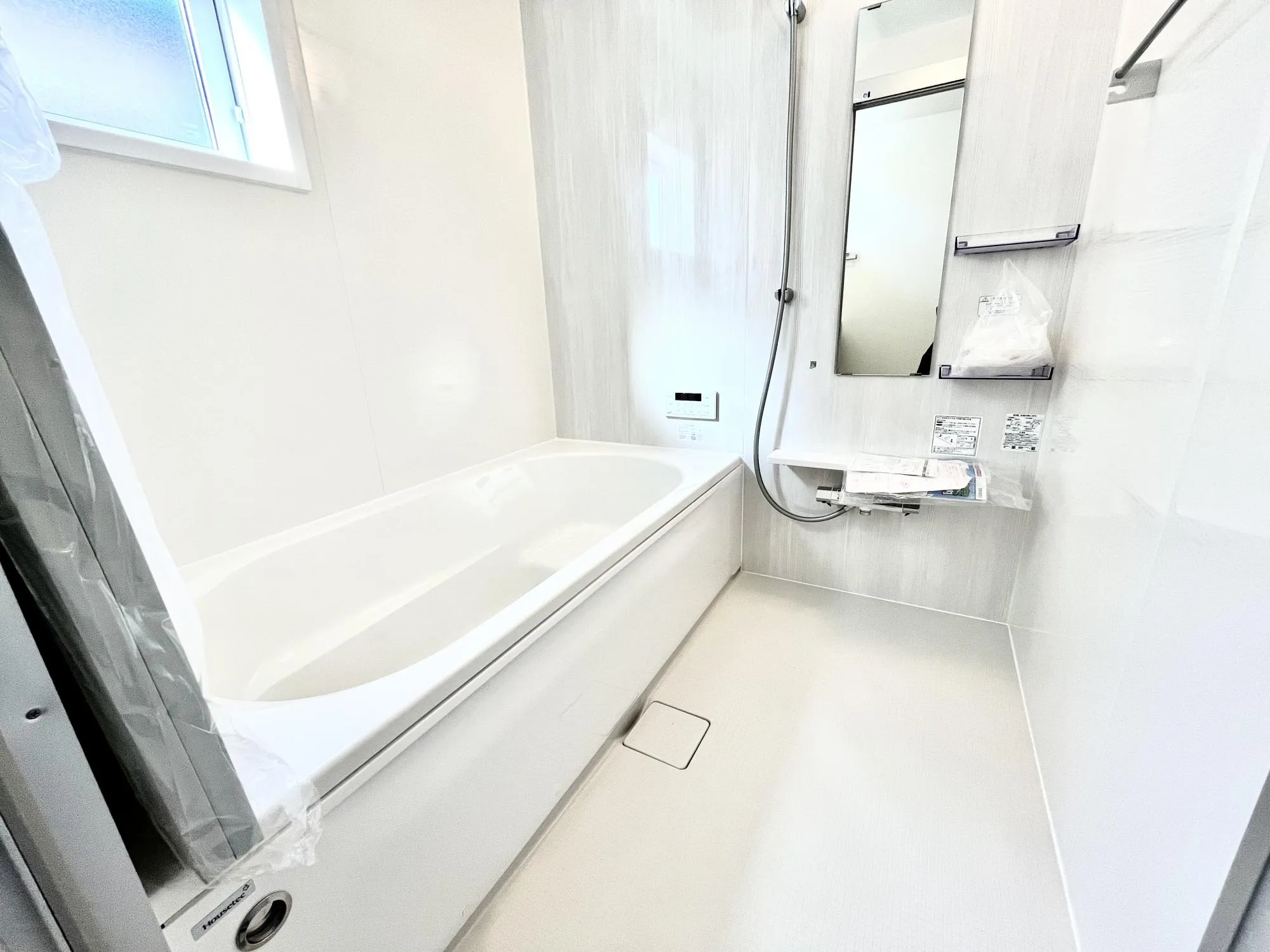 1日の疲れを癒す浴室。追炊・浴室乾燥もついております。