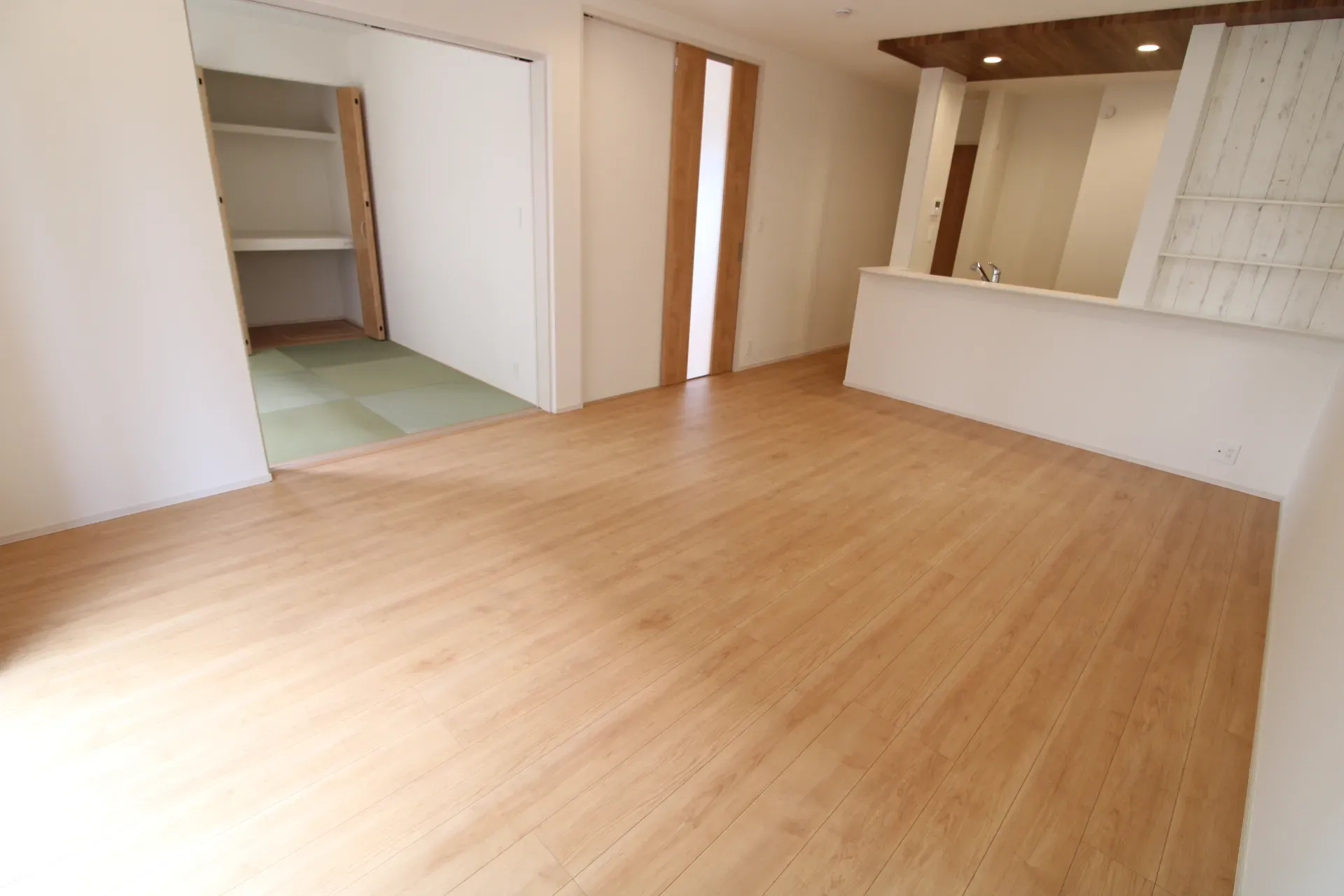 リビングダイニング