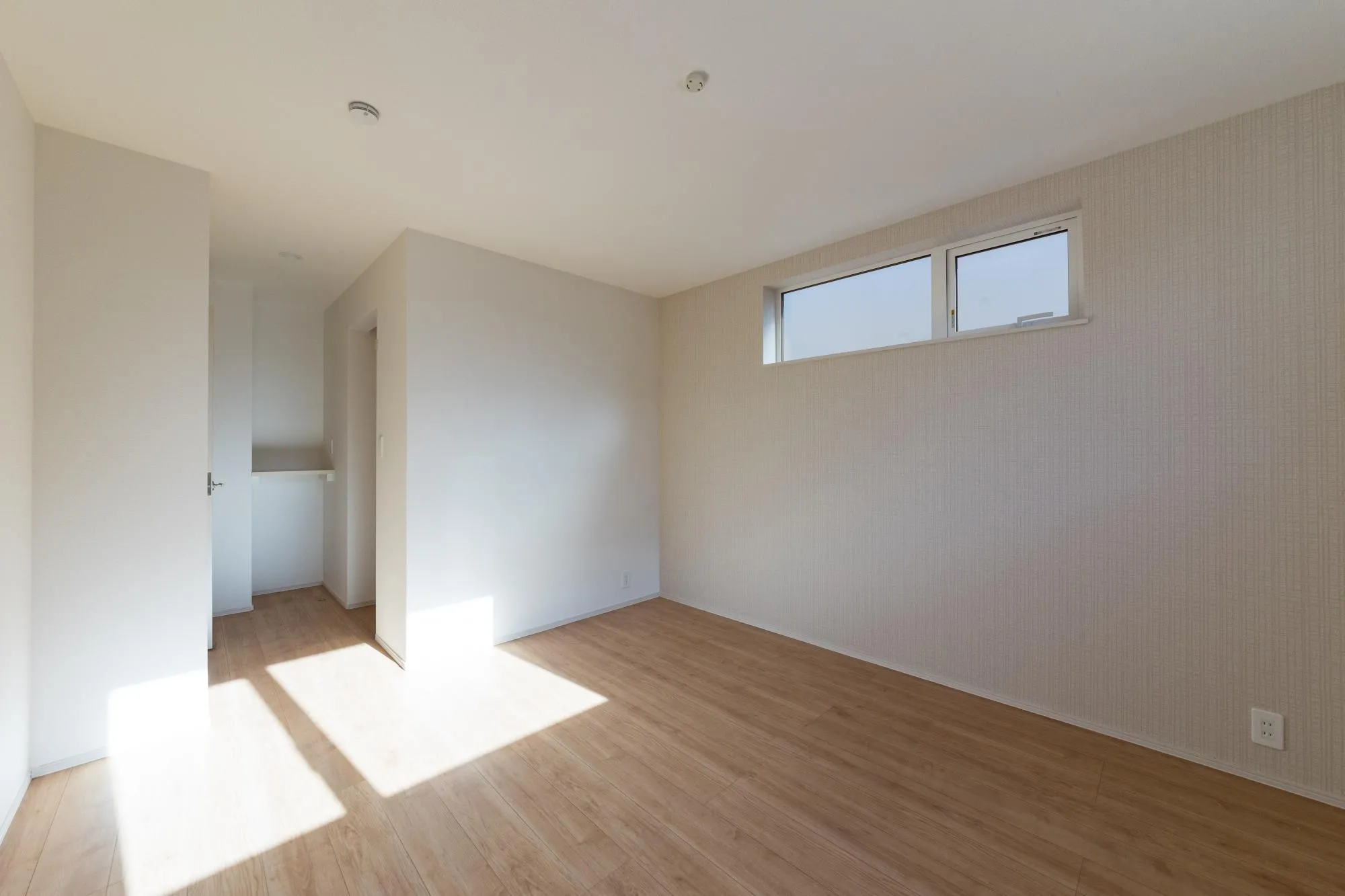 【1号棟】
Main Bedroom7.0J