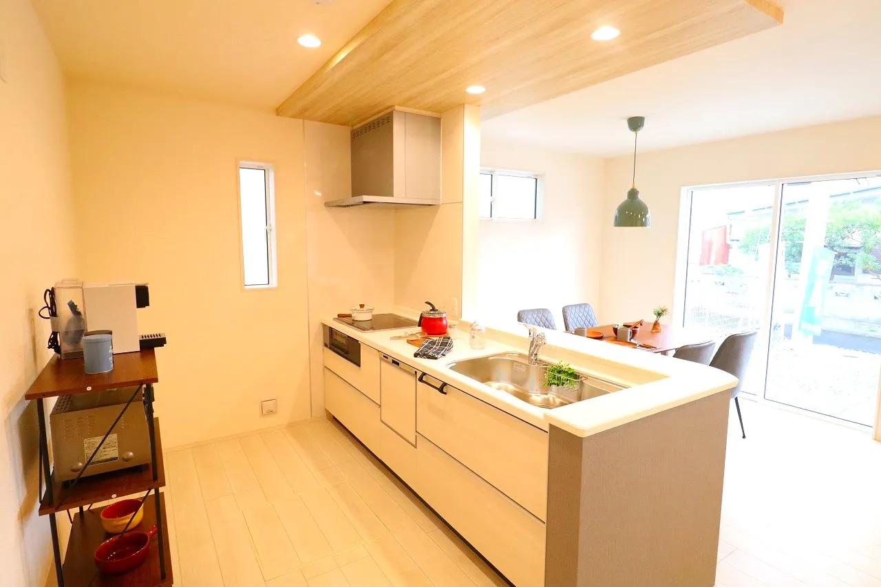 【1号棟キッチン】