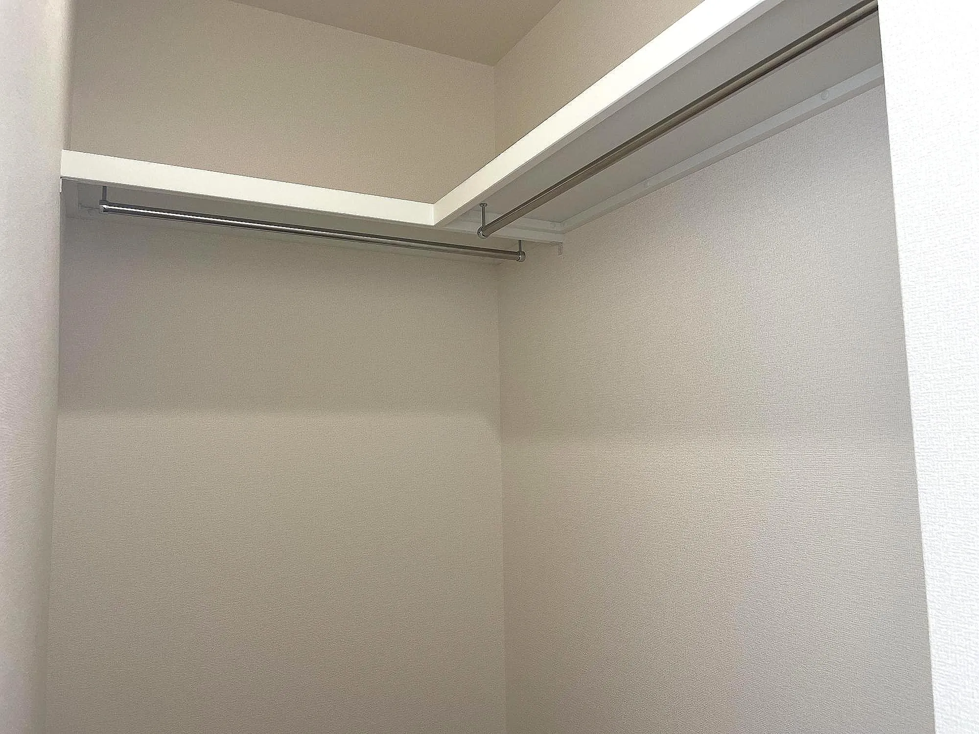 1号棟主寝室ウォークインクローゼット