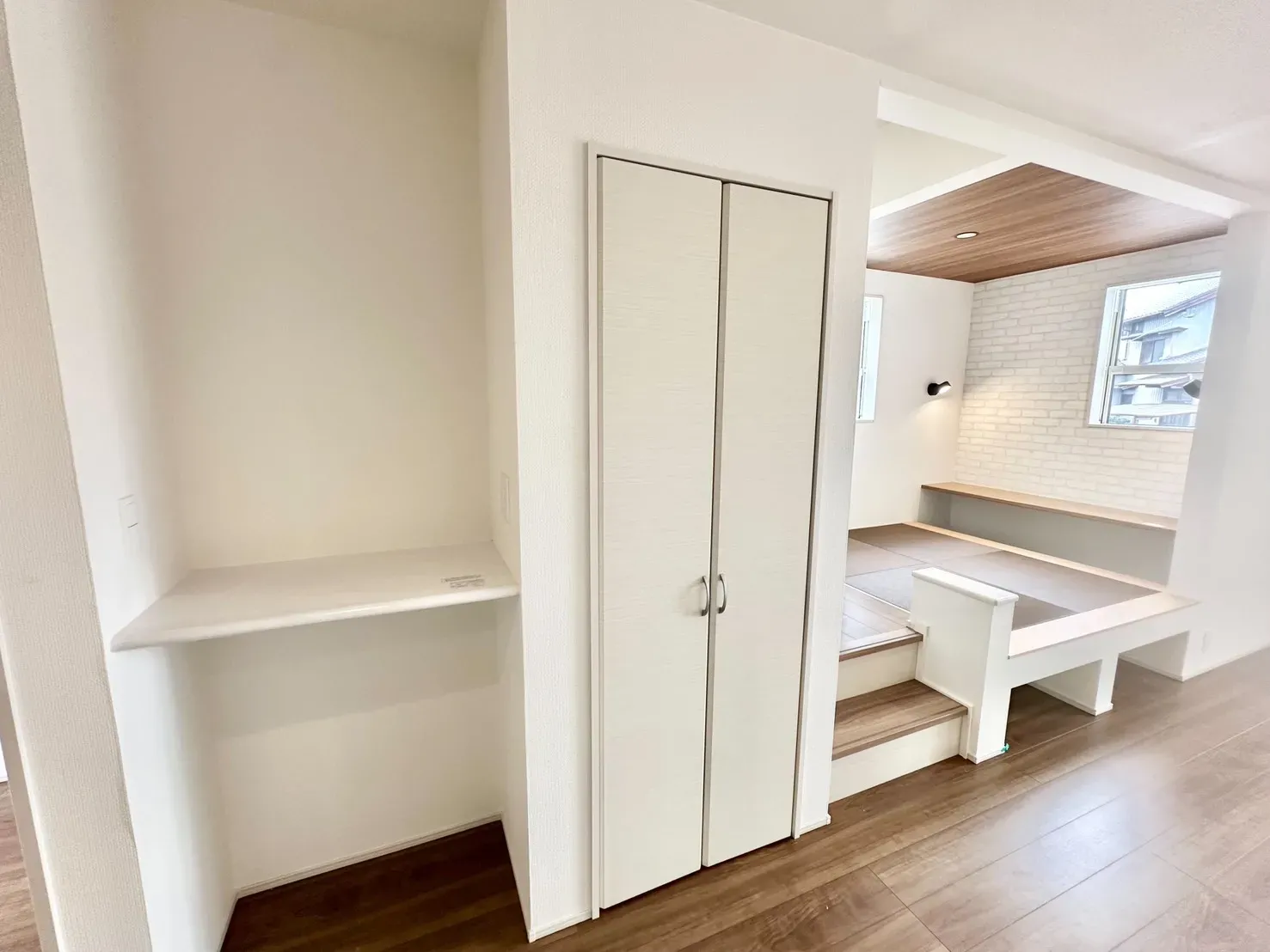 リビング カウンター　収納