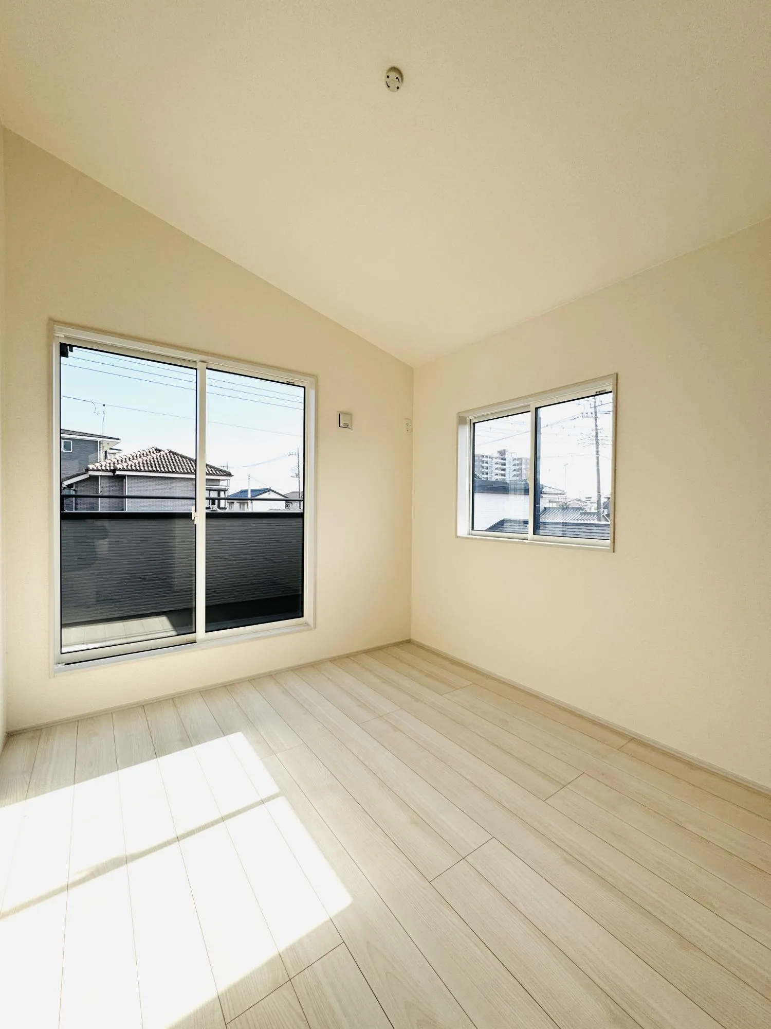 【洋室5.25帖南:1号棟】