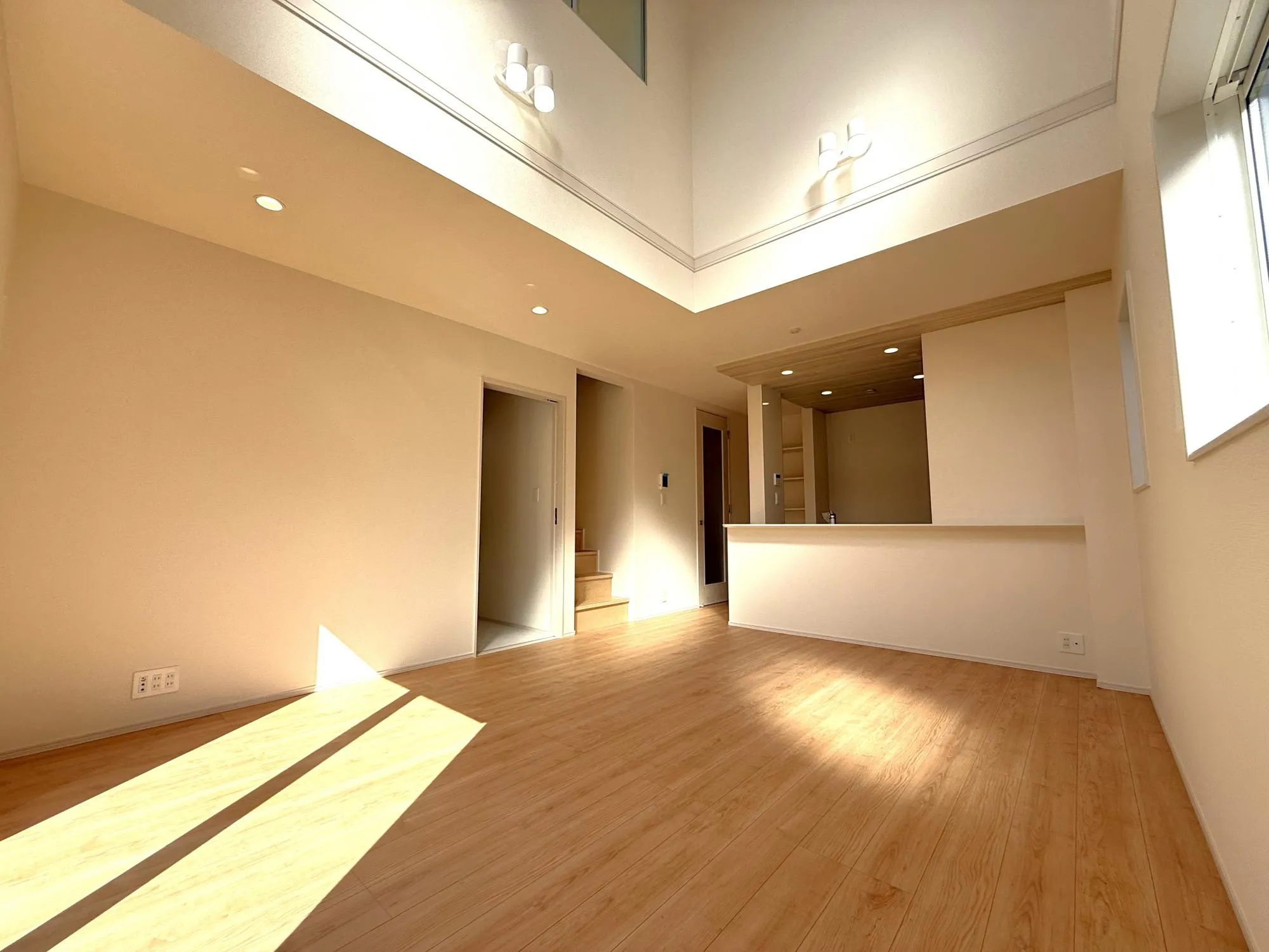 リビング　①号棟　2025年11月撮影