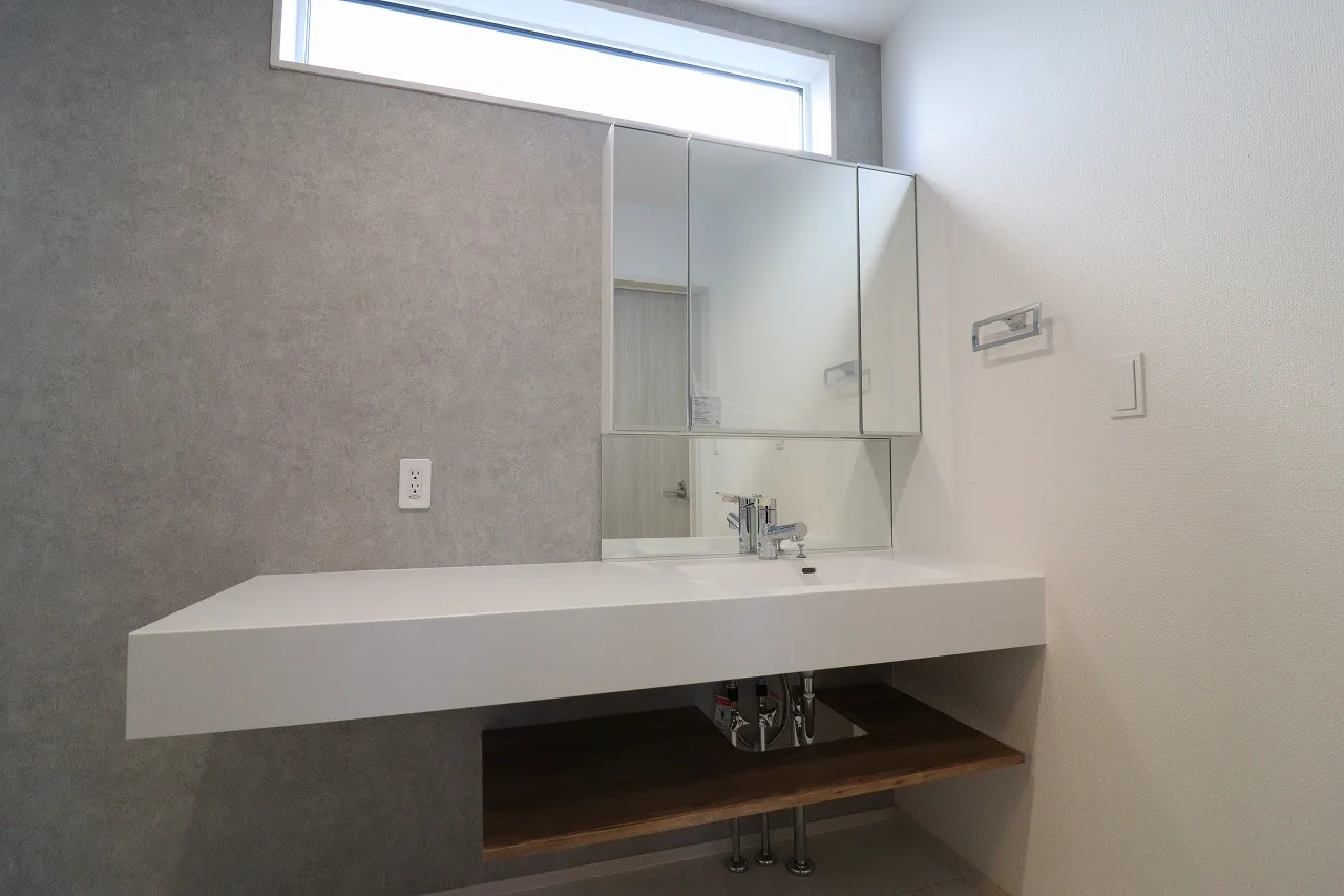 ②号棟　洗面化粧台