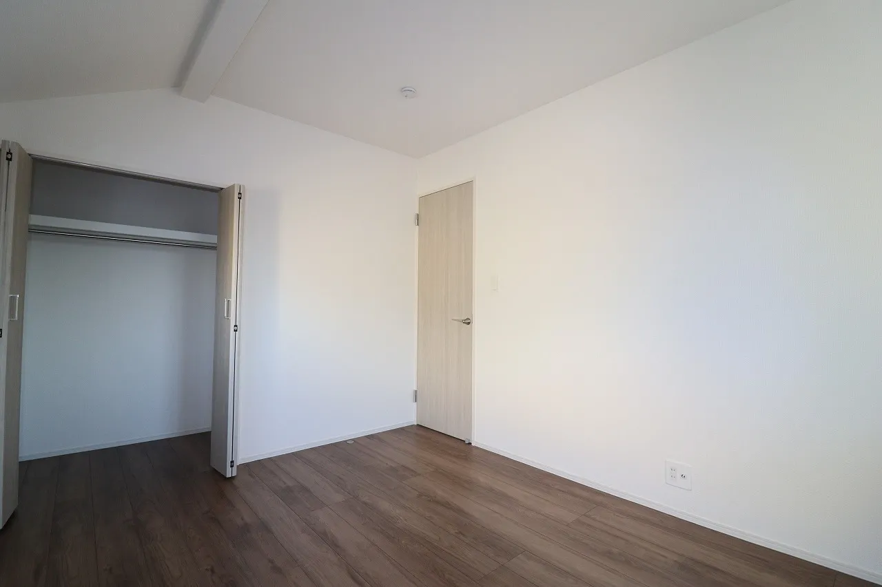 ②号棟　洋室B収納