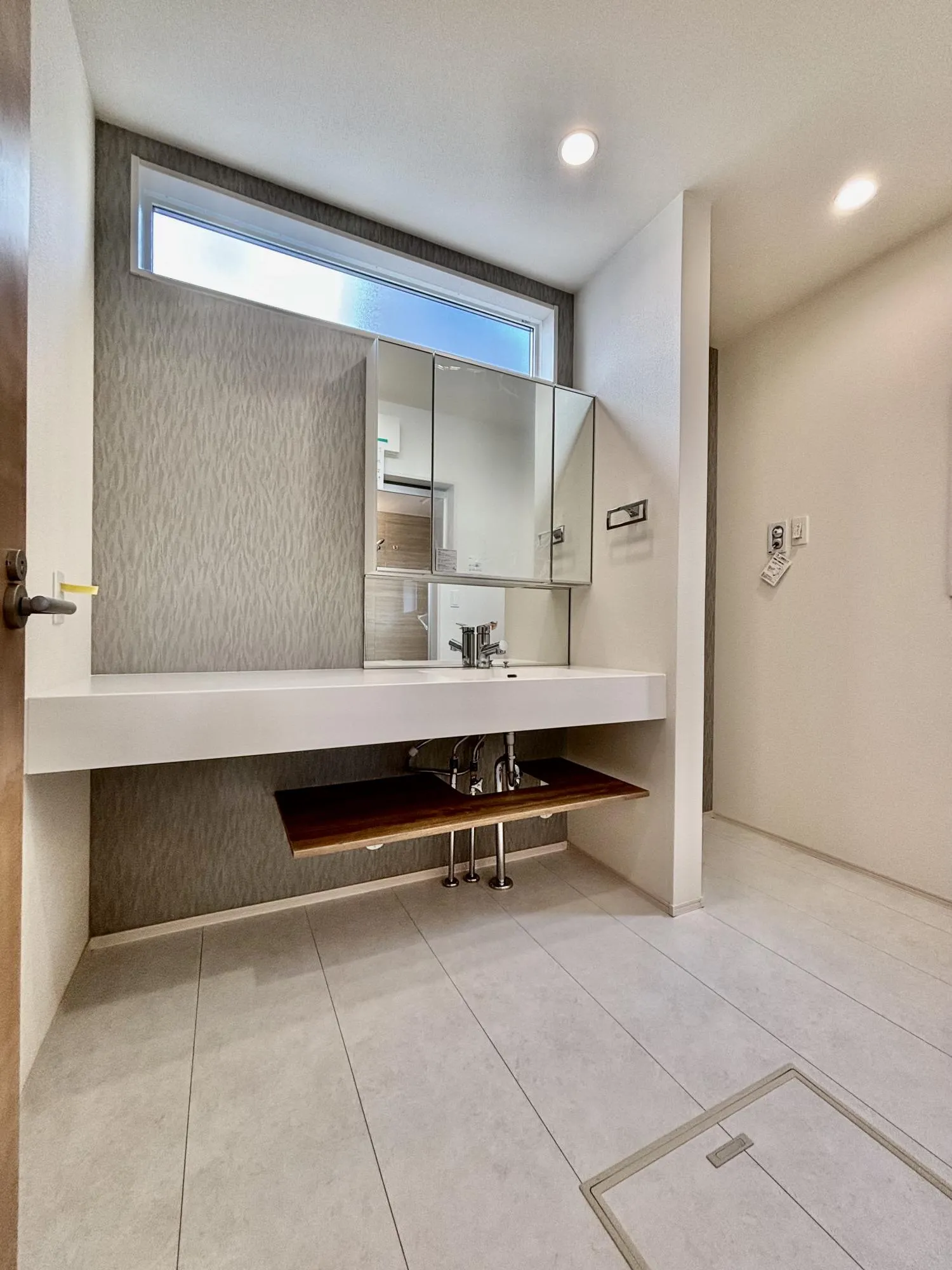 東栄オリジナル洗面化粧台~irodori~