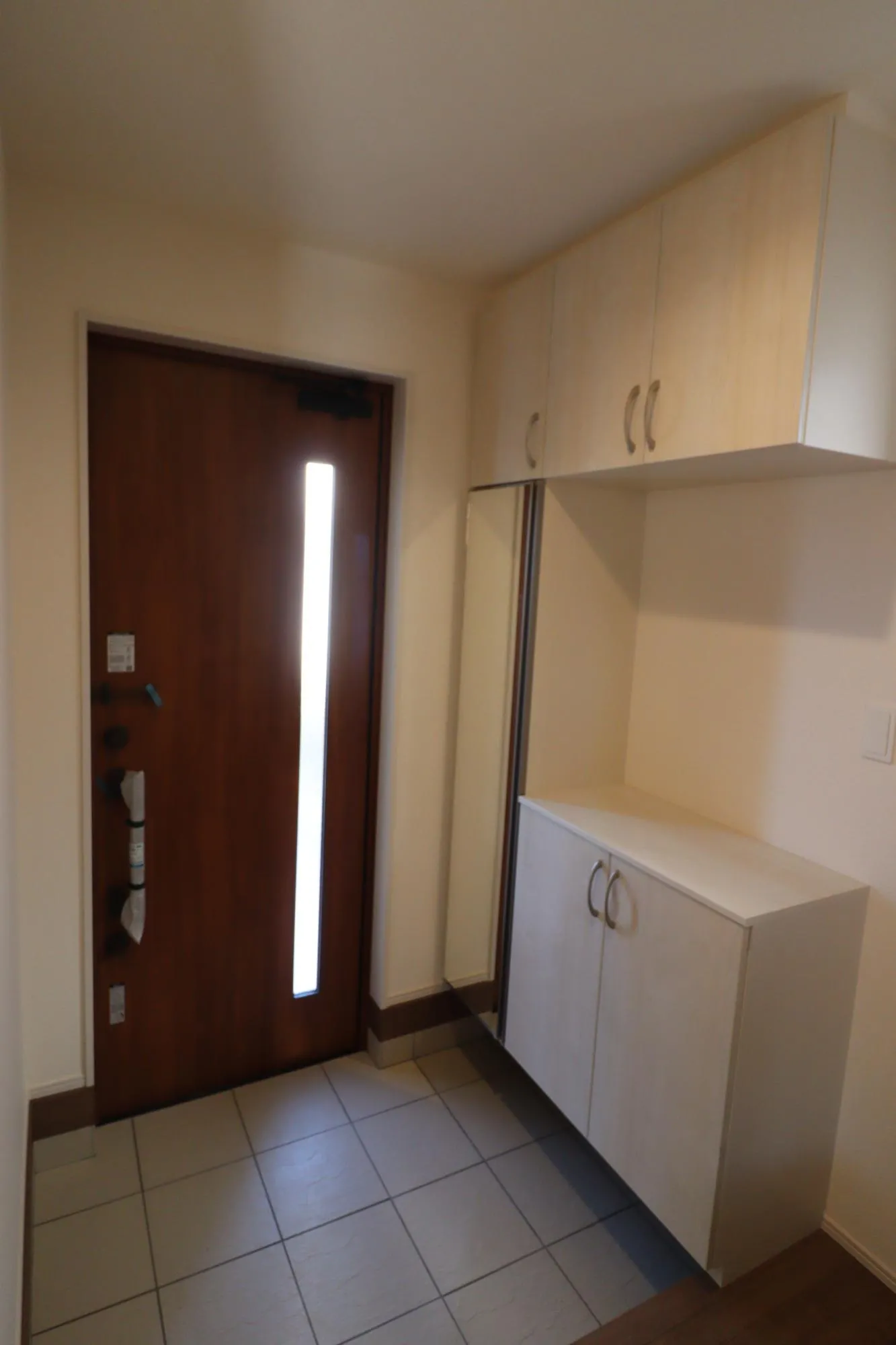 【①号棟/玄関】