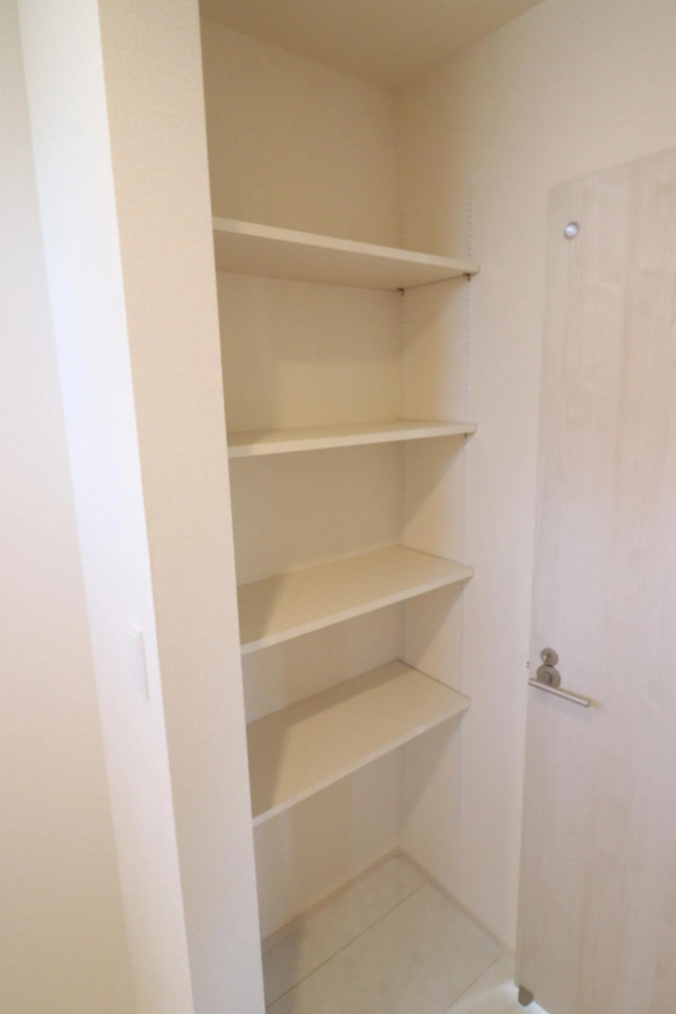 【①号棟/収納】