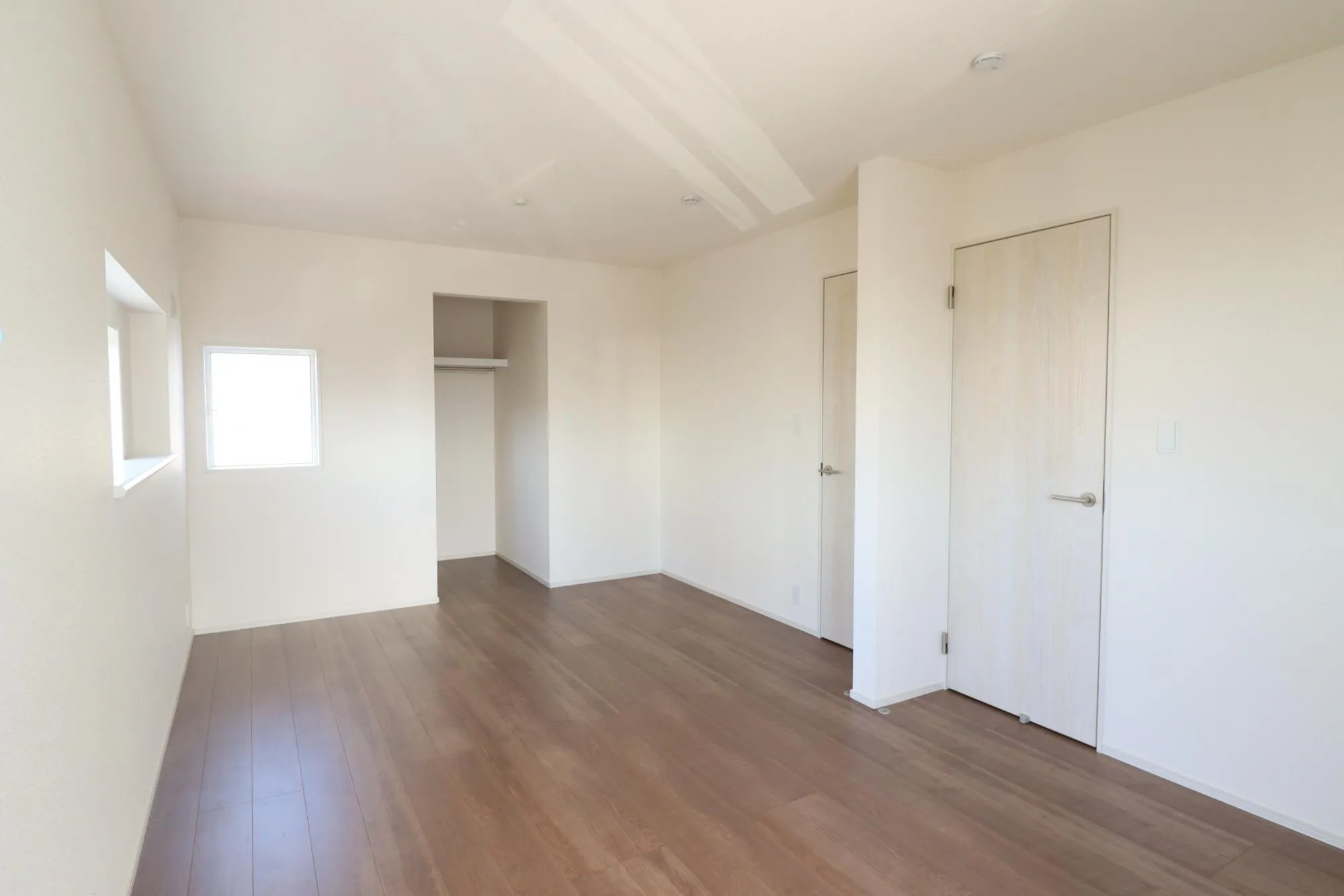 【①号棟/2階洋室】