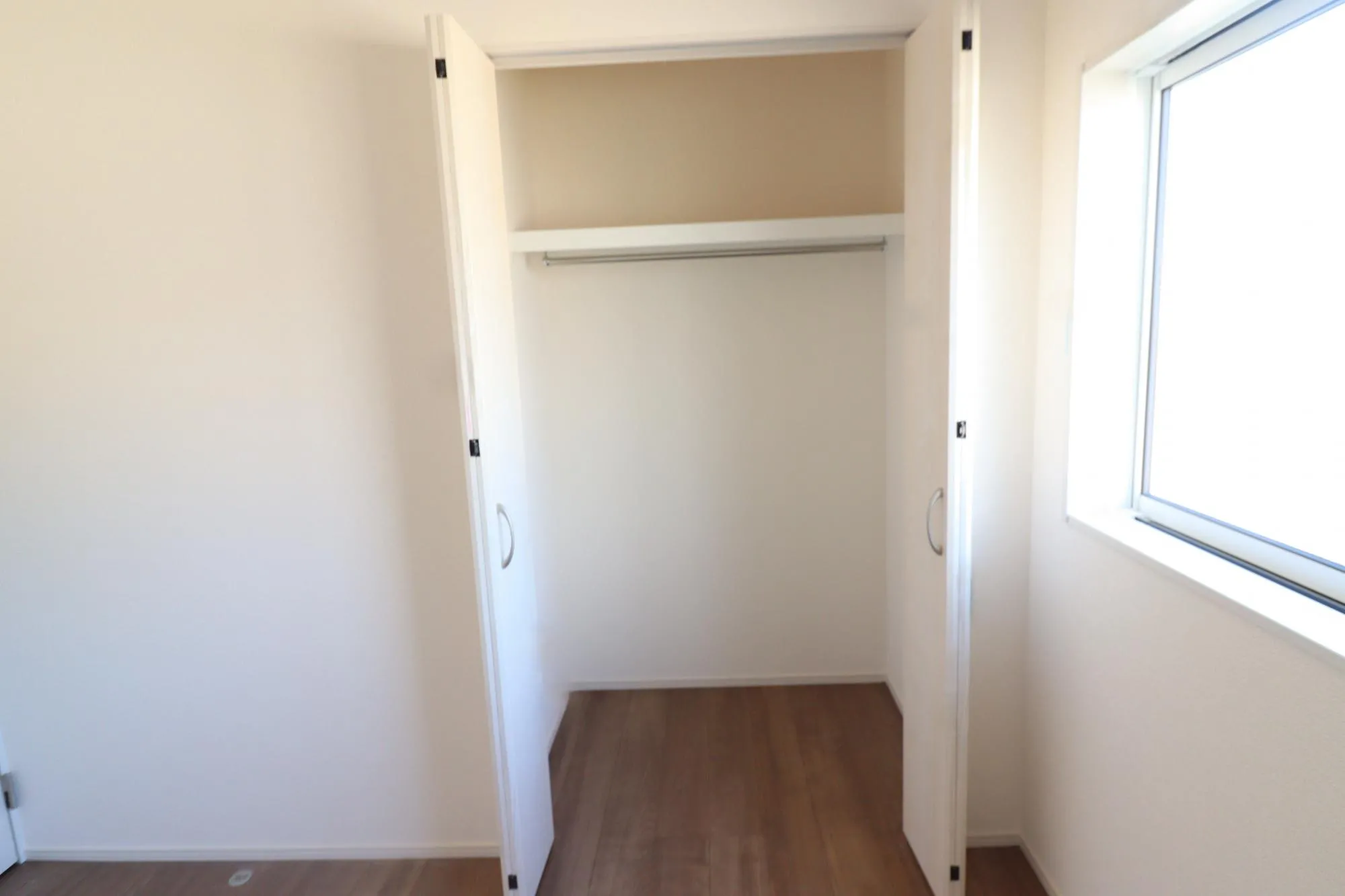 【①号棟/2階収納】