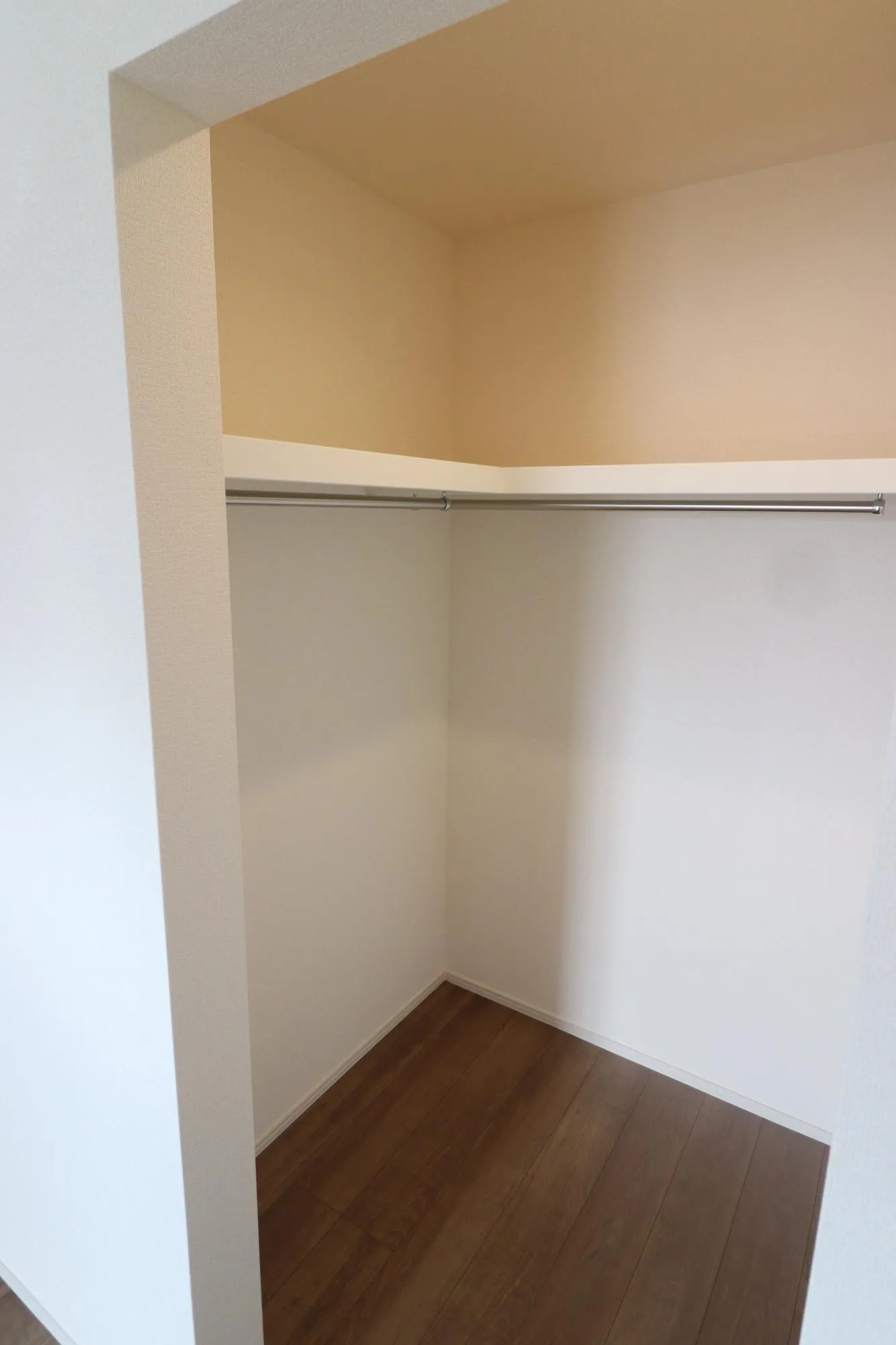 【①号棟/2階収納】