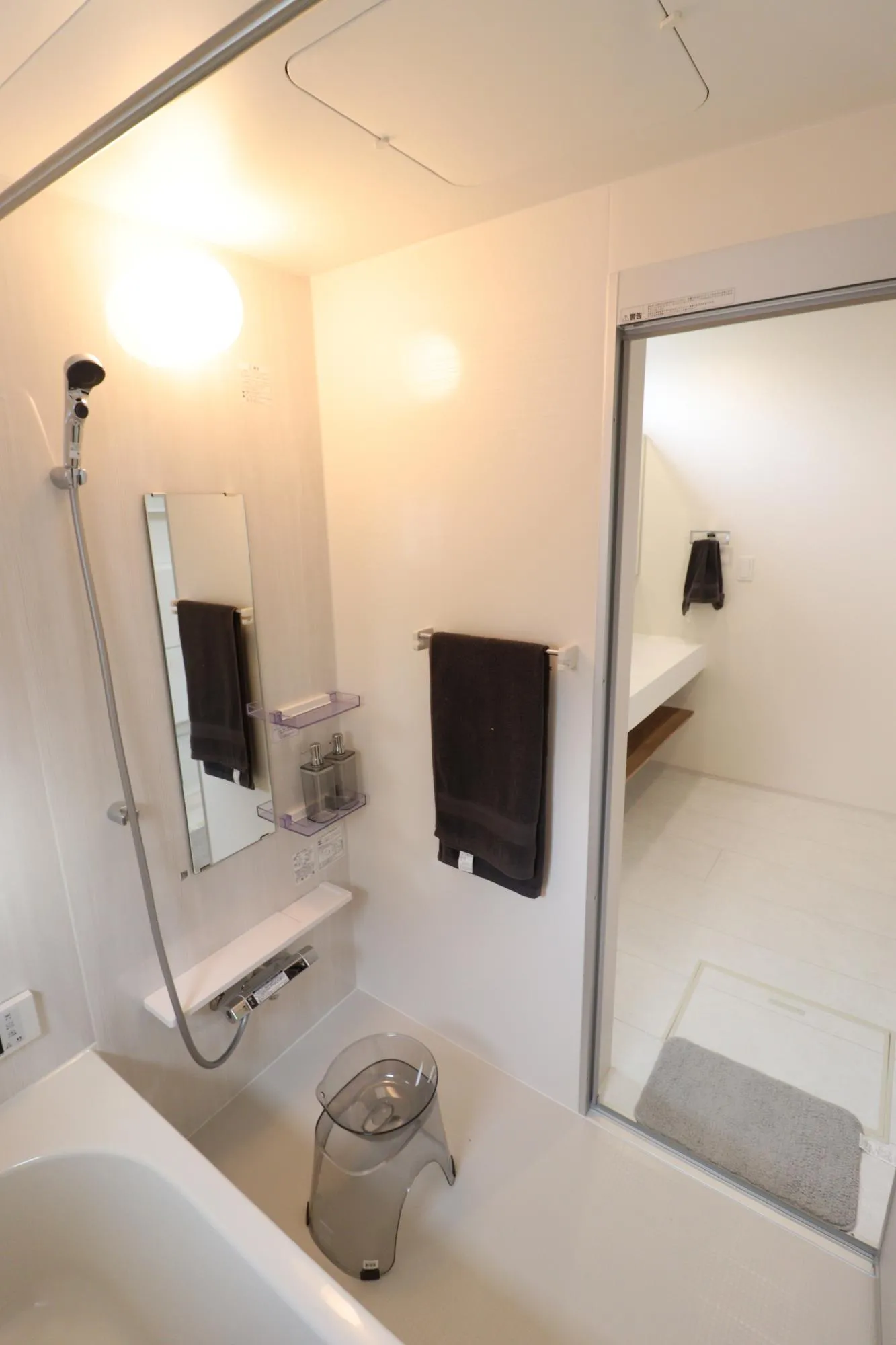 【①号棟】モデル家具設置中!