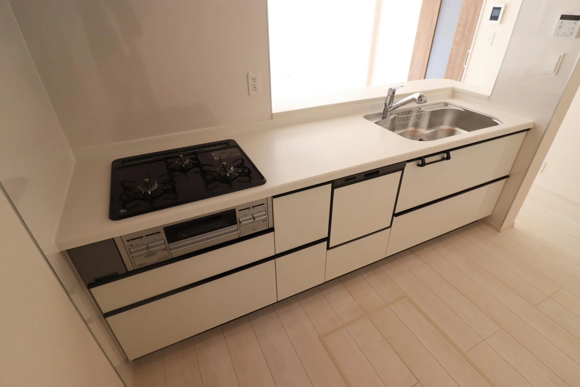 【②号棟/対面式キッチン】