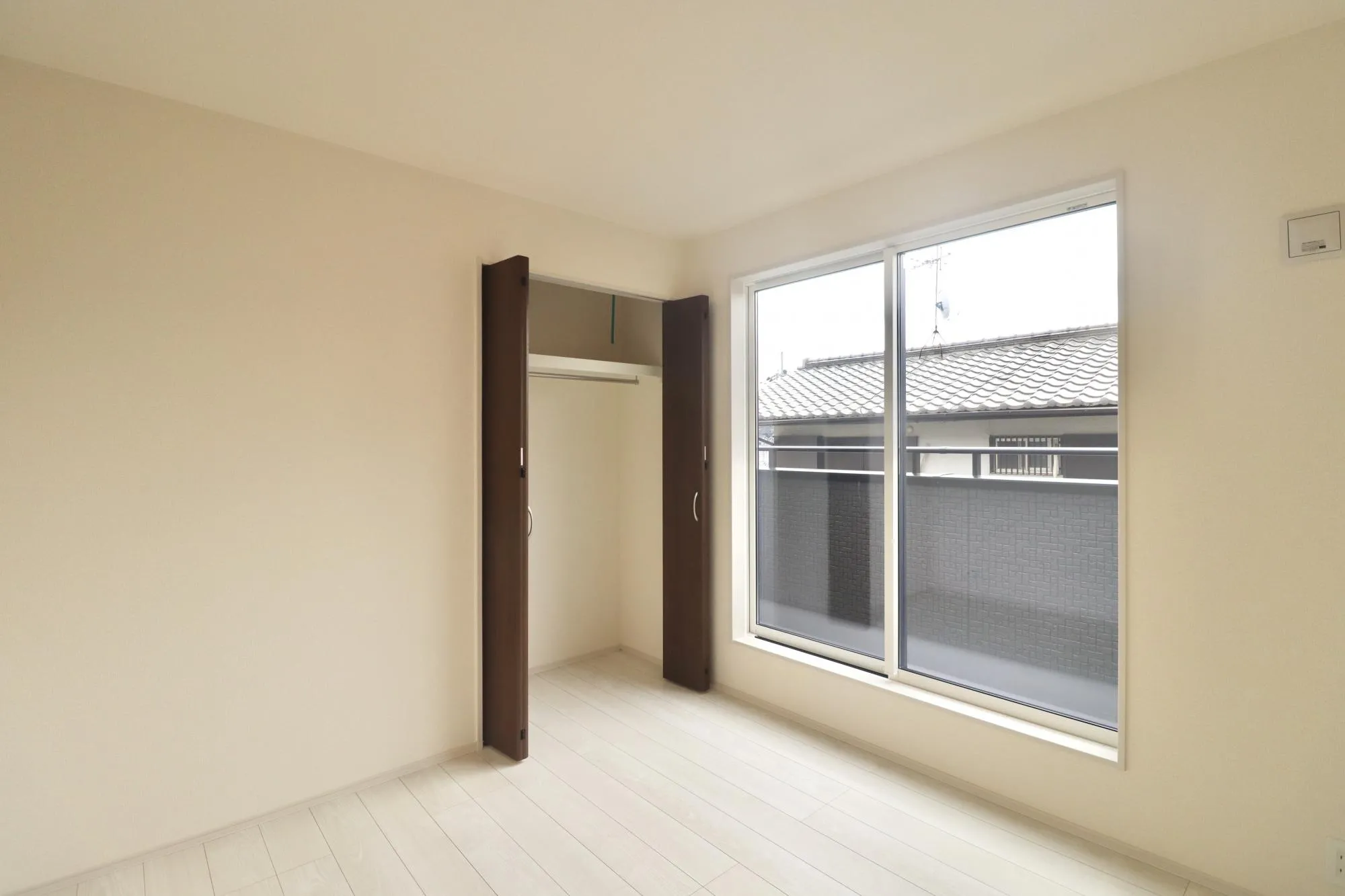 【洋室(5.01帖)】