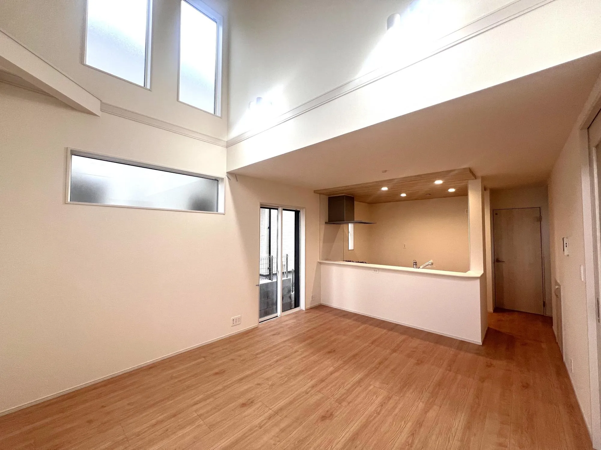 リビング　①号棟　2025年12月撮影